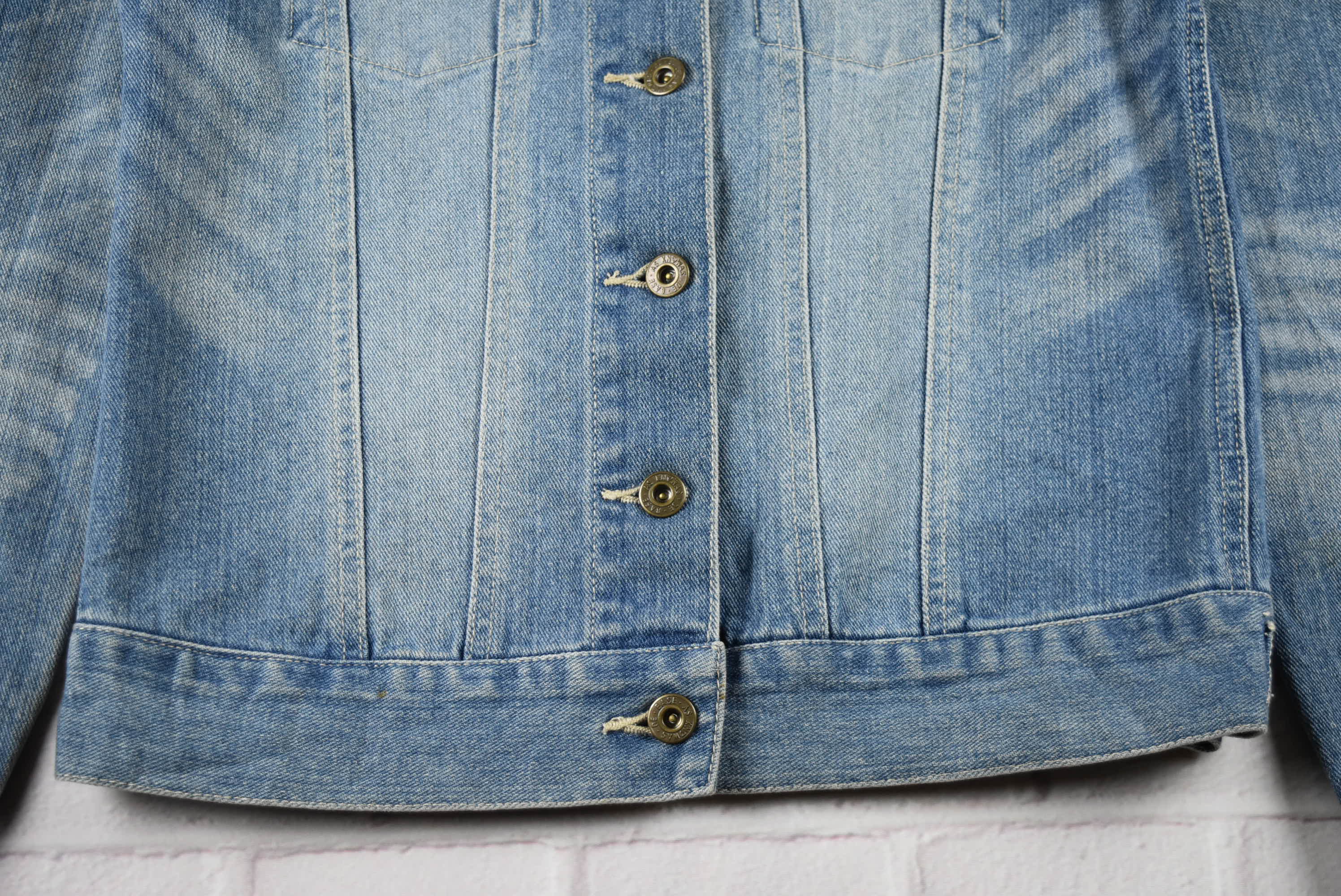 AS KNOW AS อกจริง 34 ไซส์ S เสื้อแจ็คเก็ตยีนส์ แขนยาว ผู้หญิง สีฟอกซีด ทรงสวยใส่สบาย ใส่คลุมกันแดด