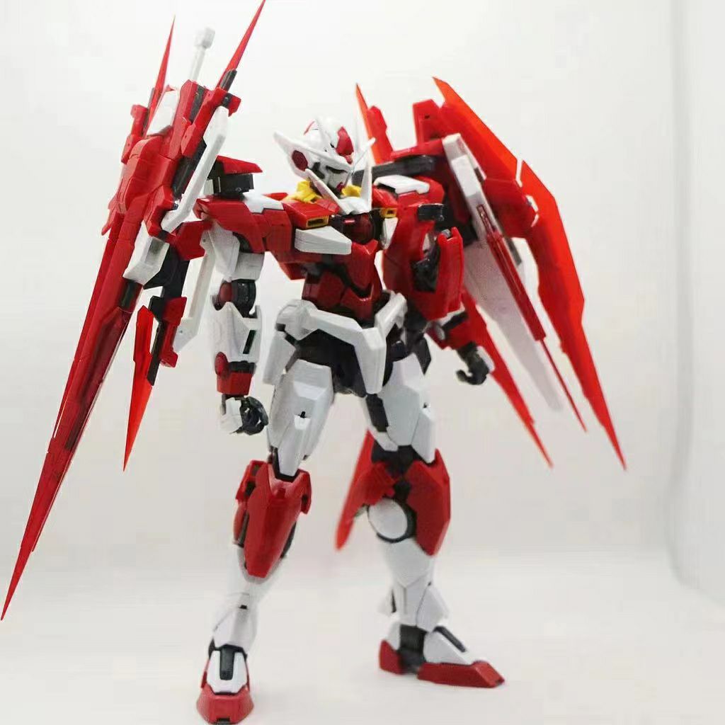 MG 1/100 00 QAN [T] LIMITED RED VER + GN SWORD IV FULL SABER + ACTION BASE 6622R DABAN **ทักเเชทก่อนกดคำสั่งซื้อนะครับ***