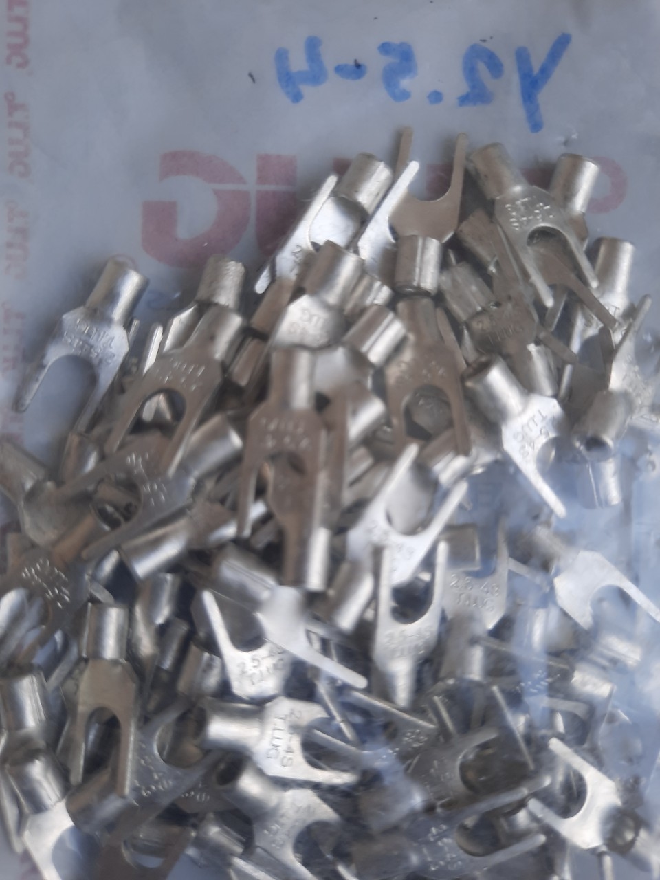 T.LUG : หางปลาแฉก-เปลือย Y2.5-4S 100ชิ้น/ถุง