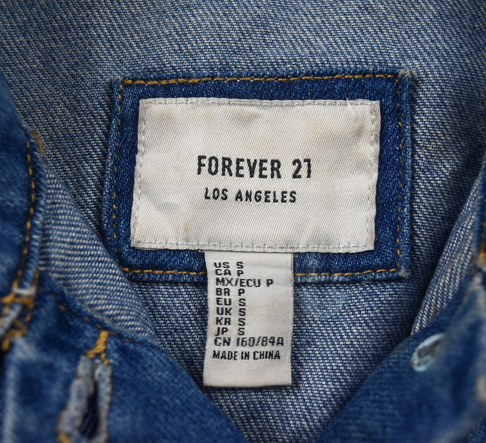 FOREVER21®แท้ อก 38 เสื้อแจ็คเก็ตยีนส์ผู้ชาย ฟอร์เอเวอร์21 สียีนส์ เสื้อแขนยาว เนื้อผ้าดี