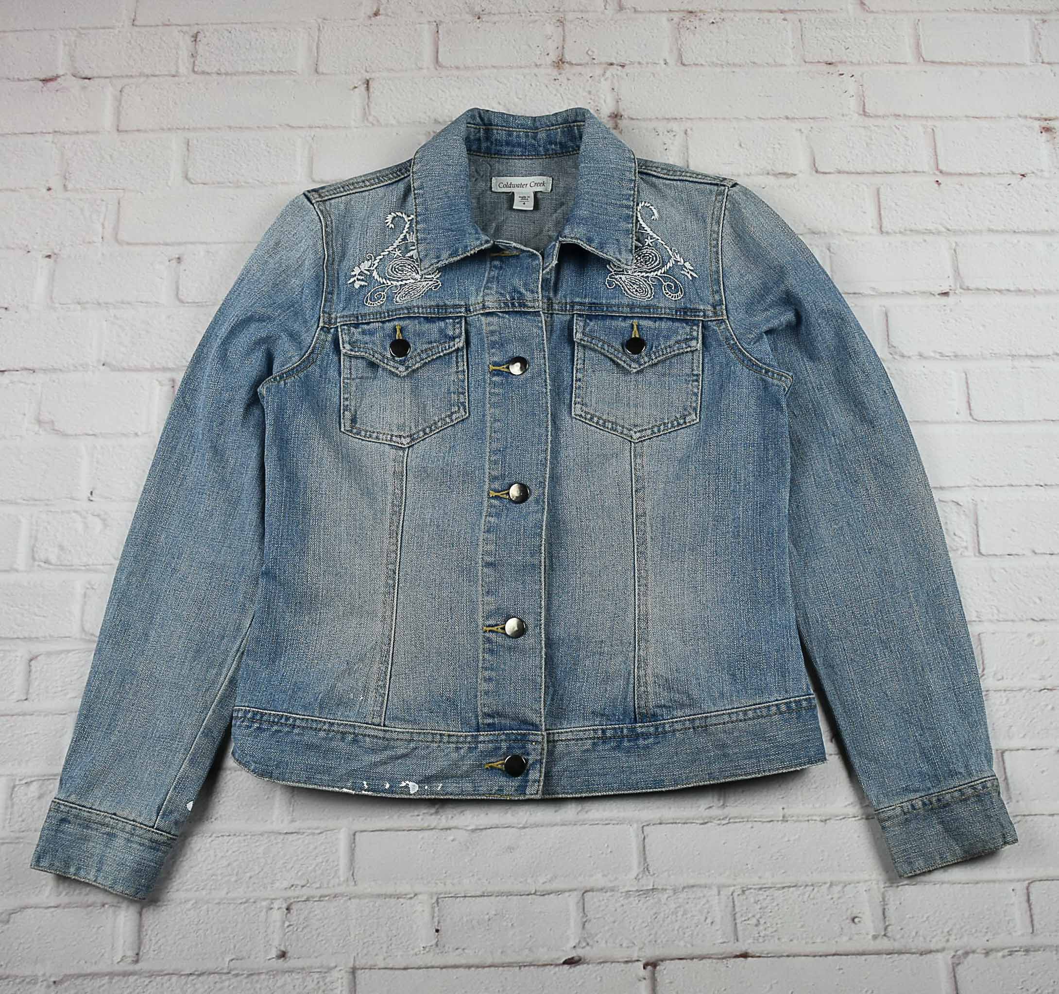 Coldwater Creek อกจริง 37 ไซส์ M เสื้อแจ็คเก็ตยีนส์ แขนยาว ผู้หญิง มีลายปักที่หน้าอกและด้านหลังสวยมาก เนื้อผ้านุ่มใส่สบาย