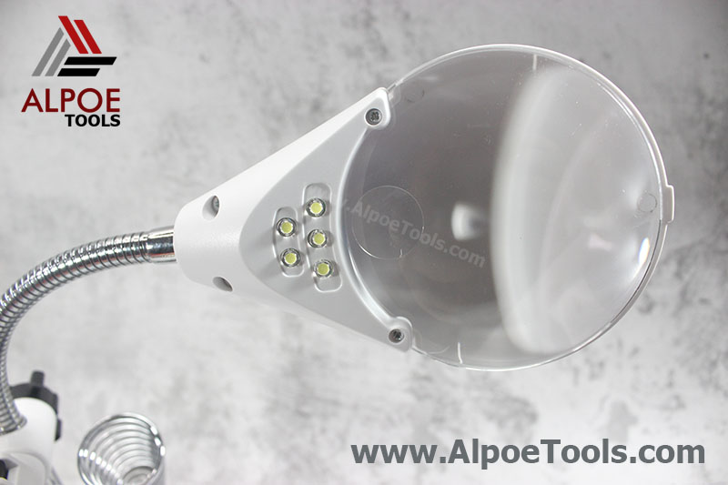 แว่นขยายตั้งโต๊ะ พร้อมตัวจับ รุ่น MG16090C