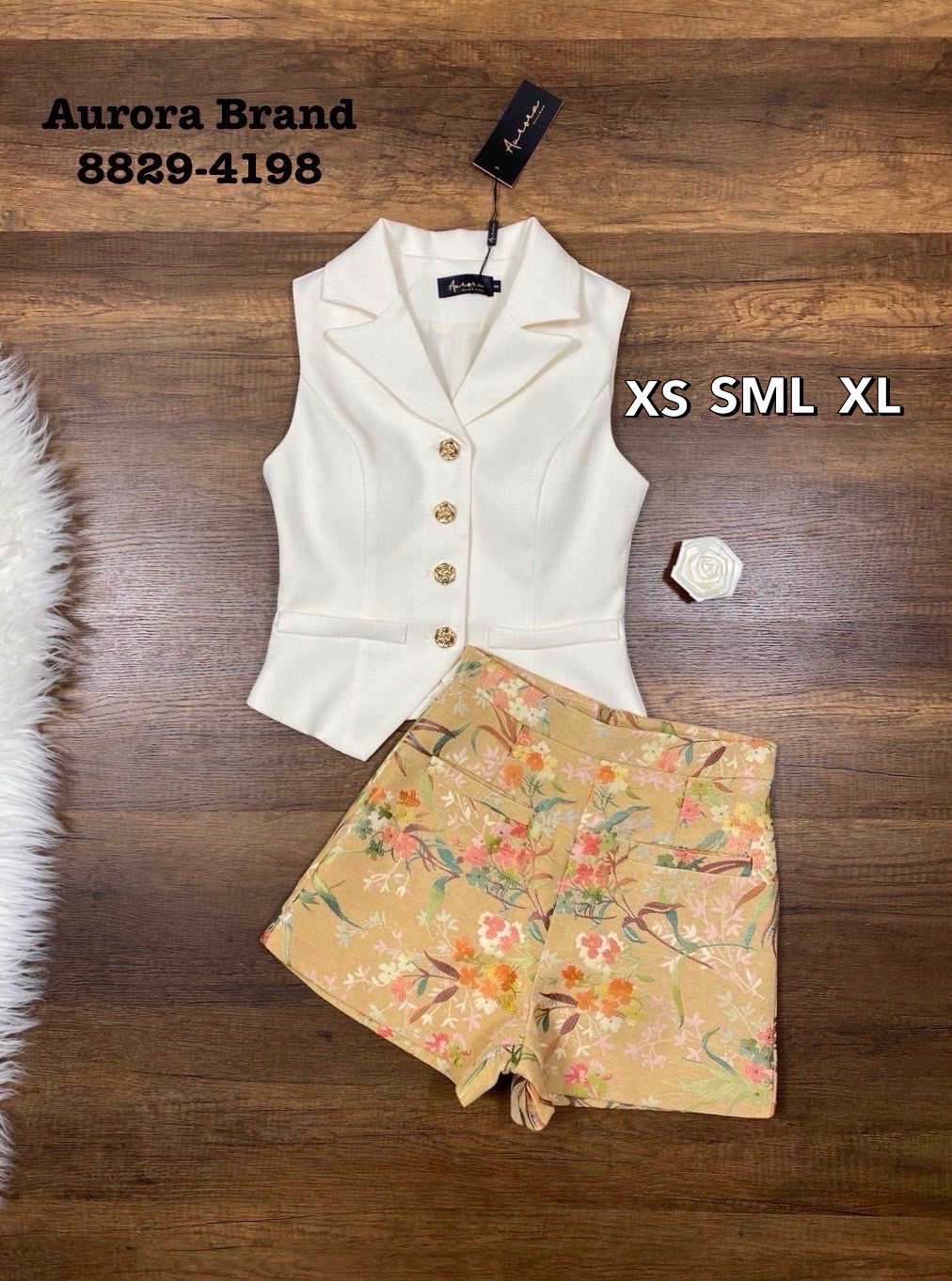 Label :: Rami-papha ชุดเซต3ชิ้น เสื้อคอปกเนื้อผ้าสวยอย่างดีมีเทคเจ้อทั้งตัว สีคือสวยผู้ดีมากๆคะ กระดุมหน้าสีทองสวยหรูโดดเด่น อกมีฟองน้ำ กระเป๋าหน้าแต่ง ซับในอย่างดี