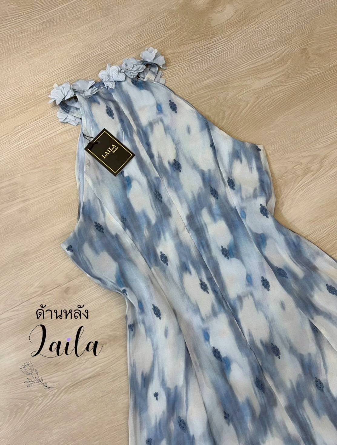 เดรสยาวทรงปล่อยๆใส่สบายผ้าชีฟองเกาหลีพริ้วๆสวยทรงคอยูดีไซน์ดอกไม้รอบคอใส่ให้เข้ารูปสวยสุดๆเลยค่า งานนี้สาวกทะเลต้องไม่พลาดค่า #byLaila #ชุดลายดอก #เดรสเกาหลี #เดรสลายดอก