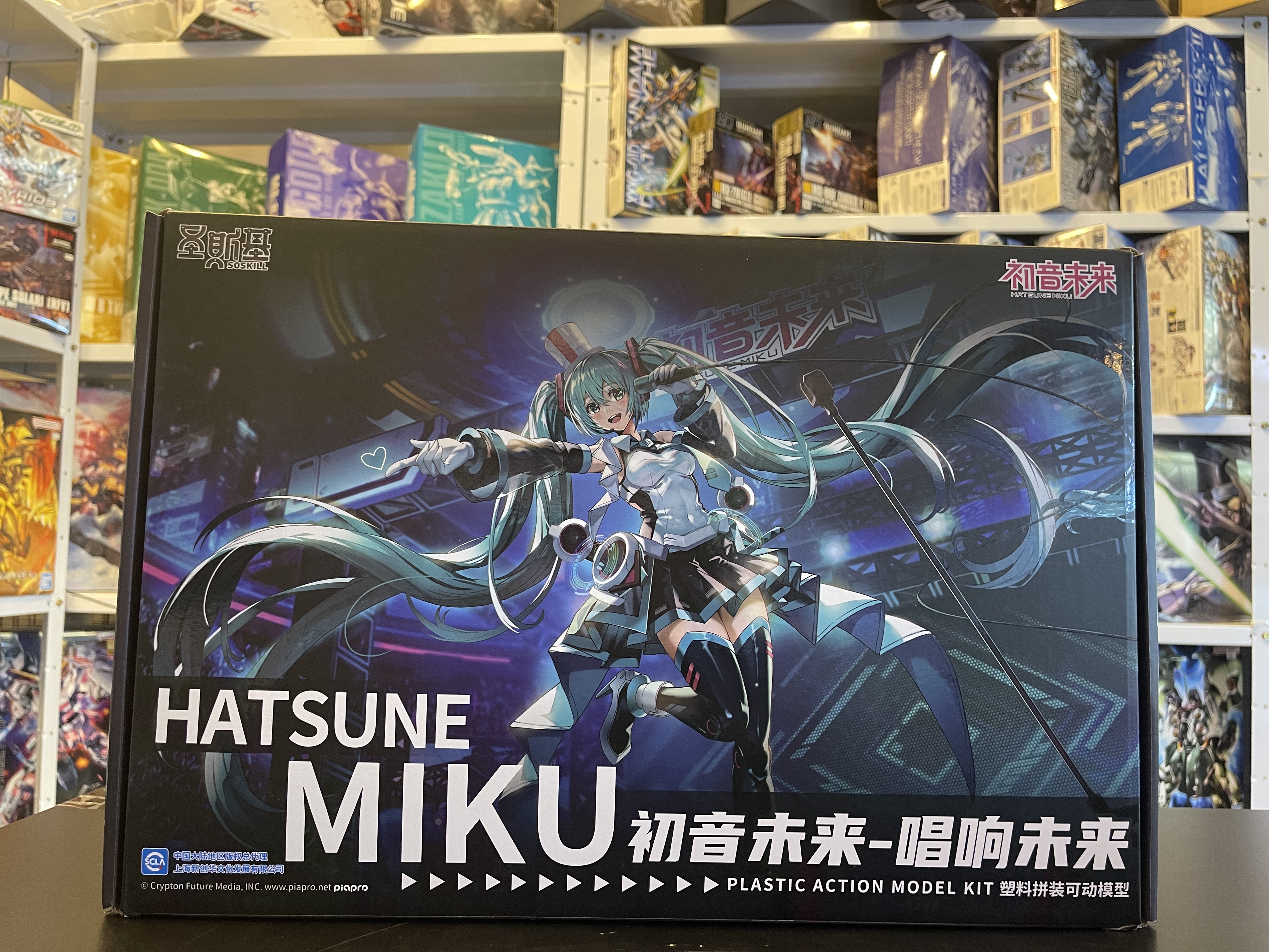 Hatsune Miku + Stage Plastic Model Kits ค่าย Soskill