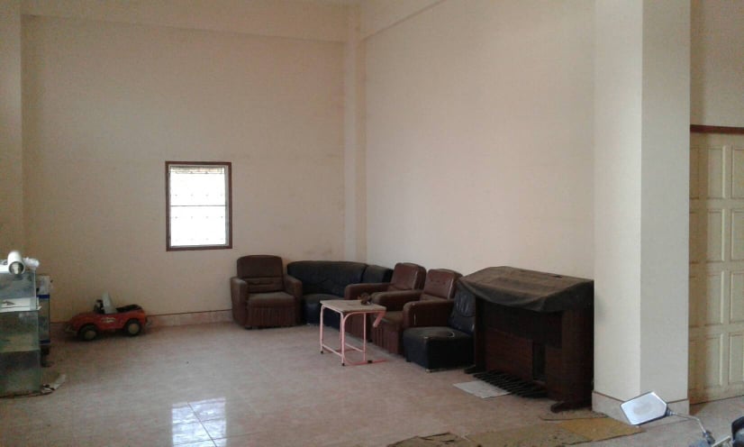 ขายบ้านรังนก พร้อมที่ดิน มีบ้านสำหรับพักได้ด้านล่าง มีนกแล้วประมาณ 350-400 ตัว