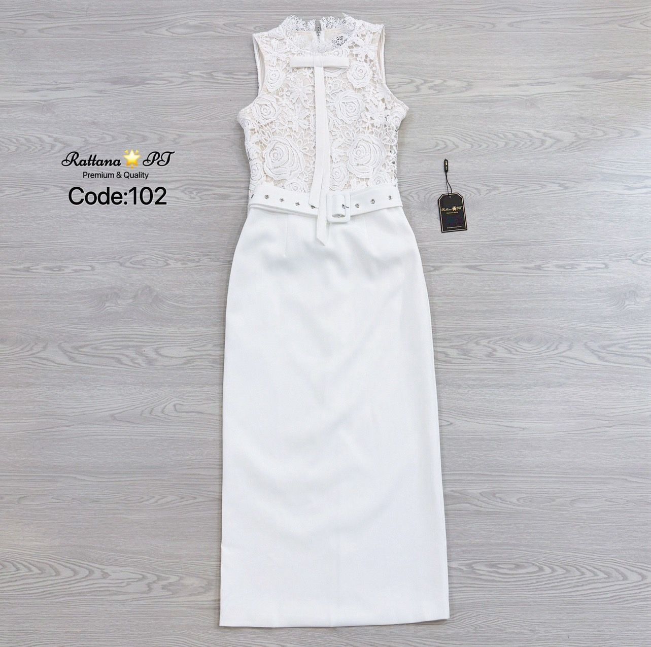 ชุดเซต เรียบหรูดูแพง เนื้อผ้าดีมาก เสื้อแต่งโบสามารถถอดออกได้ ชุดมีซับในอย่างดี มาคู่กับกระโปรงทรงสวยมีเข็มสามาสามารถถอดออกได้ มีซิบด้านหลัง จะใส่ไปงานบุญ งานบวช งานแต่ง ชุดนี้เหมาะสมมาก หรอใส่ออกงาน ดูดีมาก #Rattana🌟PT #ชุดทำบุญ#ชุดออกงาน #ชุดเซต