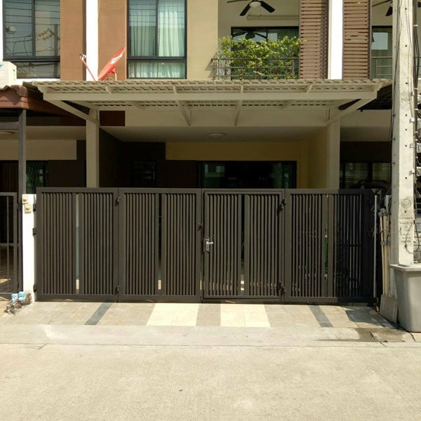 รับติดตั้งประตูรั้วเหล็ก0092
