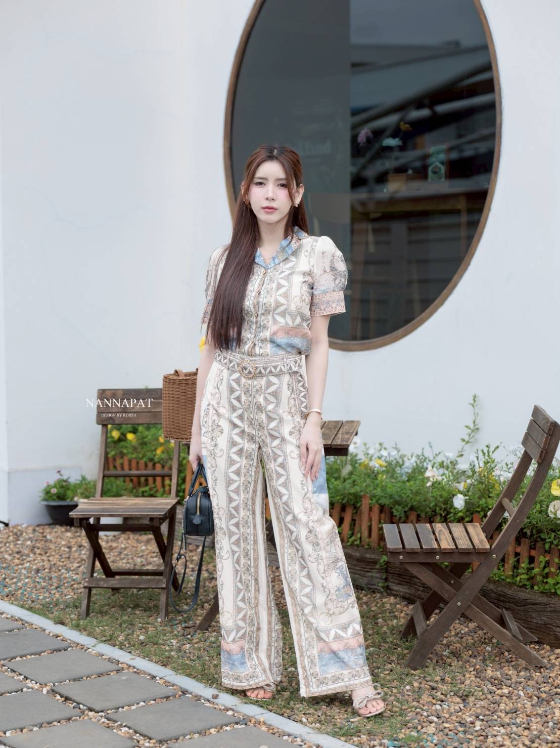 ชุดเซท ป้าย NANNAPAT (NP) 🎗️ CONCEPT ::เสื้อ+กางเกง งานพิมพ์ลายกราฟฟิกสวย