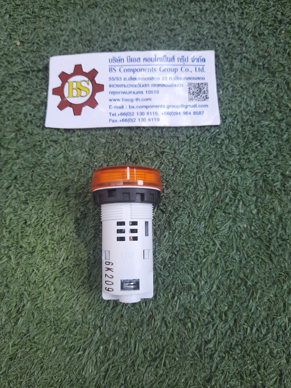 IDEC : PL Lamp 22mm YW1P-1UQM3A 220VAC เหลือง อำพัน