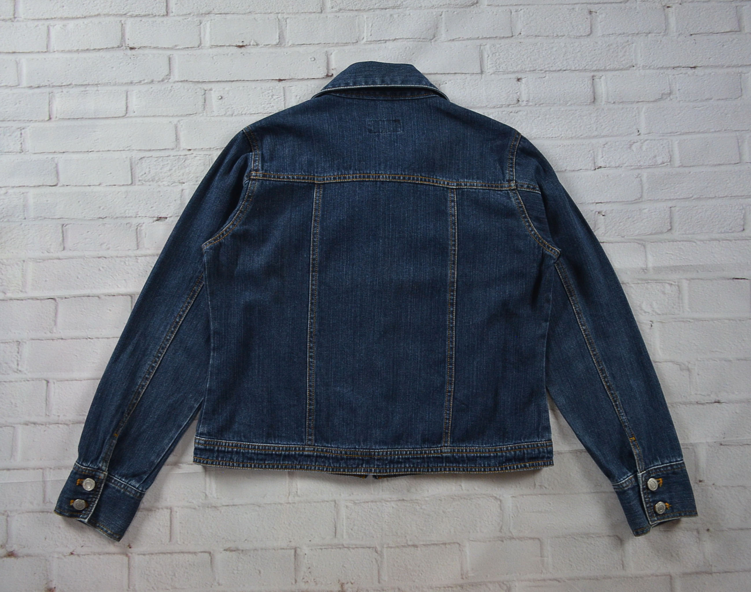 B.L.T.C อกจริง39' (L) เสื้อแจ็คเก็ตยีนส์ เสื้อยีนส์แขนยาวหญิงชาย ผ้านุ่มใส่สบาย มีซิปหน้าสภาพสวย