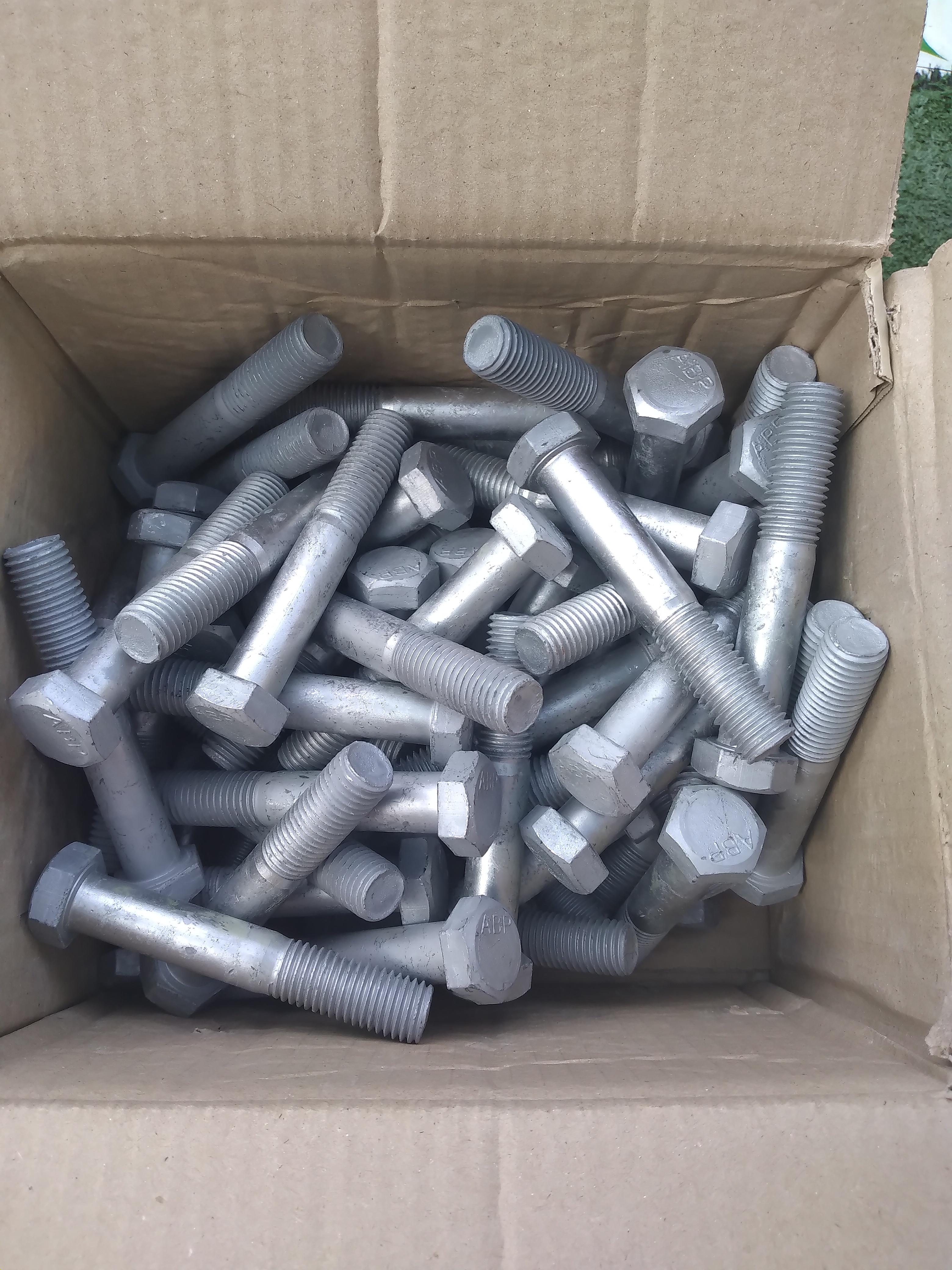 สกรูหัวเหลี่ยม HDG. 3/4"x 4.1/2" NC