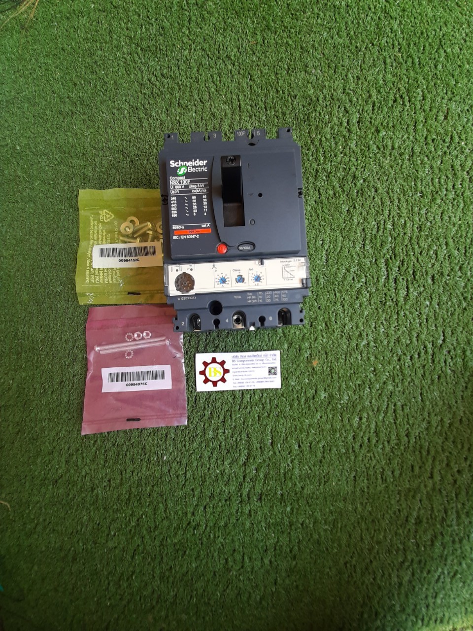 Schneider : MCCB LV429825 NSX100F 100A