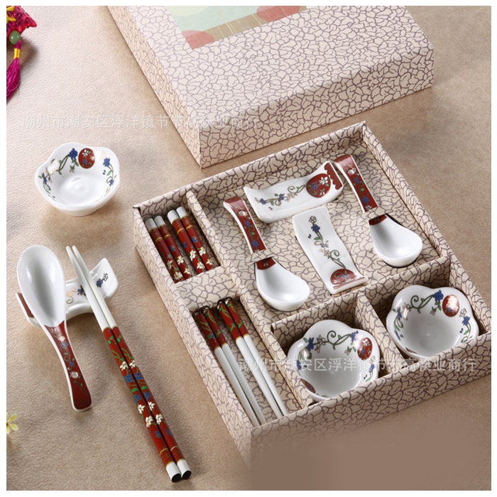 ชุดน้ำจิ้มชูชิ แพ็คกล่องสวยหรู พร้อมป้ายชื่อ