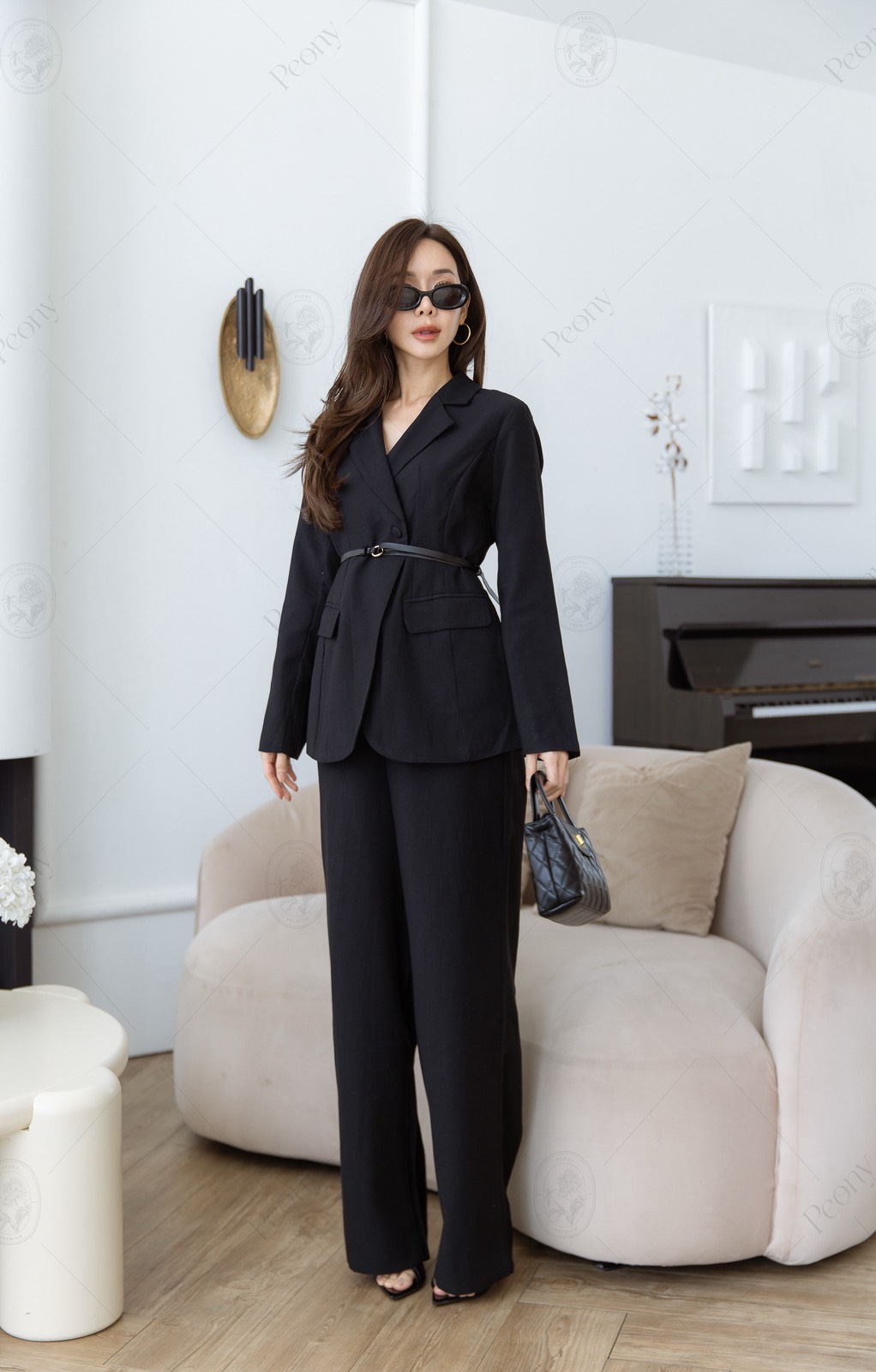 🤍 D.C. #894 Color : off white / black 🤍 ชุดเซตสูท เนื้อผ้าลินินผสม สวมใส่สบาย ม แมทมาพร้อมกางเกงขายาว และเข็มขัดเข้าชุด บุซับในทั้งตัว คอมพลีทลุ๊ค