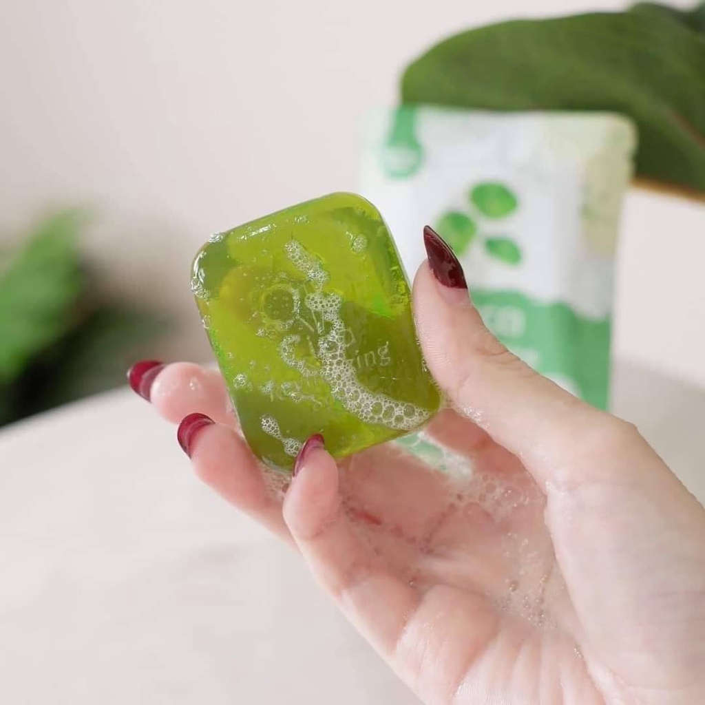 สบู่ใบบัวบก 50กรัม Cica Soap The Charming Garden ชิก้า รีไวทัลไลซิ่ง โซป