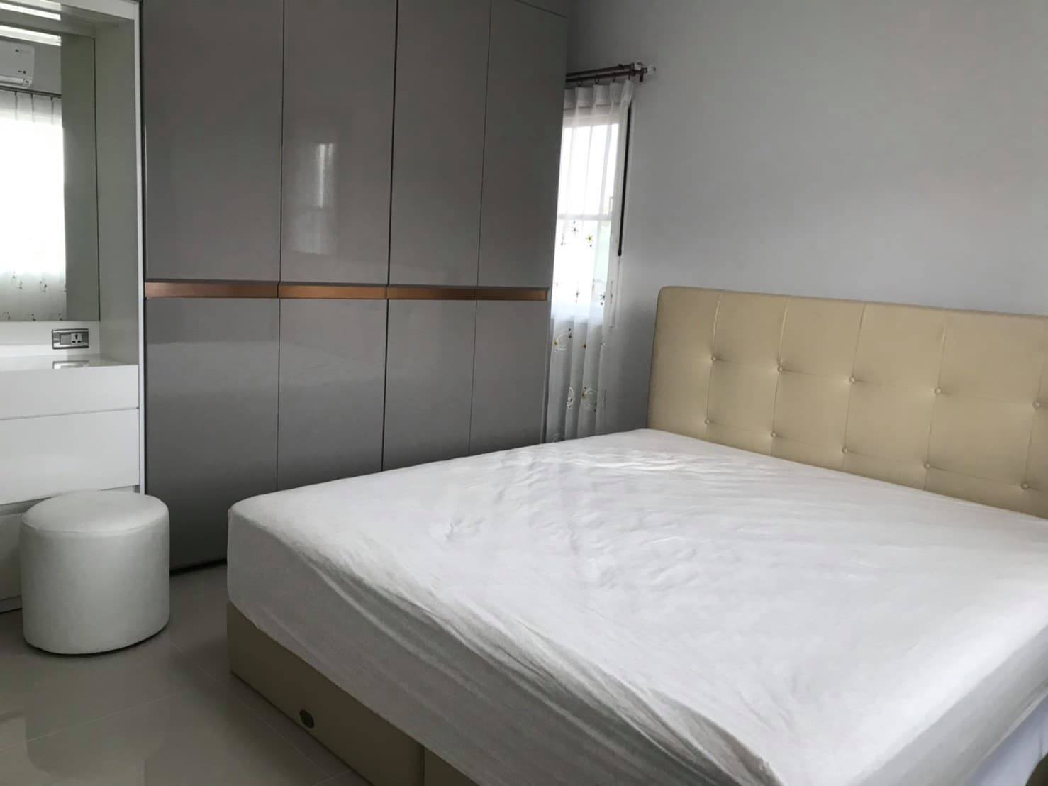 ขายบ้านเดี่ยว2ชั้นพร้อมเข้าอยู่4 ห้องนอน 3 ห้องน้ำ พร้อมเฟอร์นิเจอร์ ครบครัน(index)