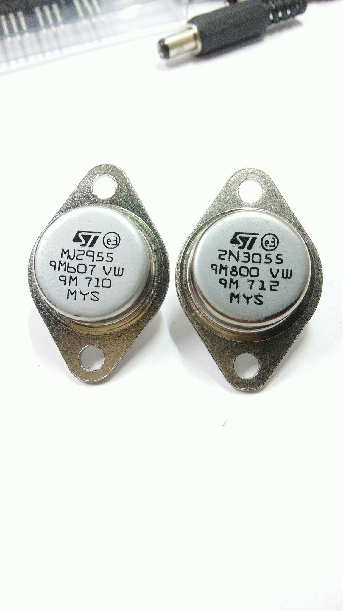 2N3055TO-3 NPN 100V 15AเกรดB ทำขยายเสียงได้(ไม่แนะนำไปทำเครื่องน็อคปลาคุณภาพต่ำ)