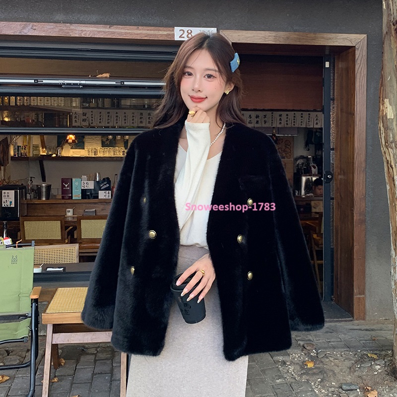 Mink fur warm Coat เสื้อขนเฟอร์ผู้หญิง เสื้อโค้ทขนมิ้งหนา คอวีทรงเบสิคแต่งกระดุมสองแถวสำหรับใส่คลุมกันหนาวเหมาะสำหรับฤดูใบไม้ร่วง และอากาศหนาว มี 3 สี