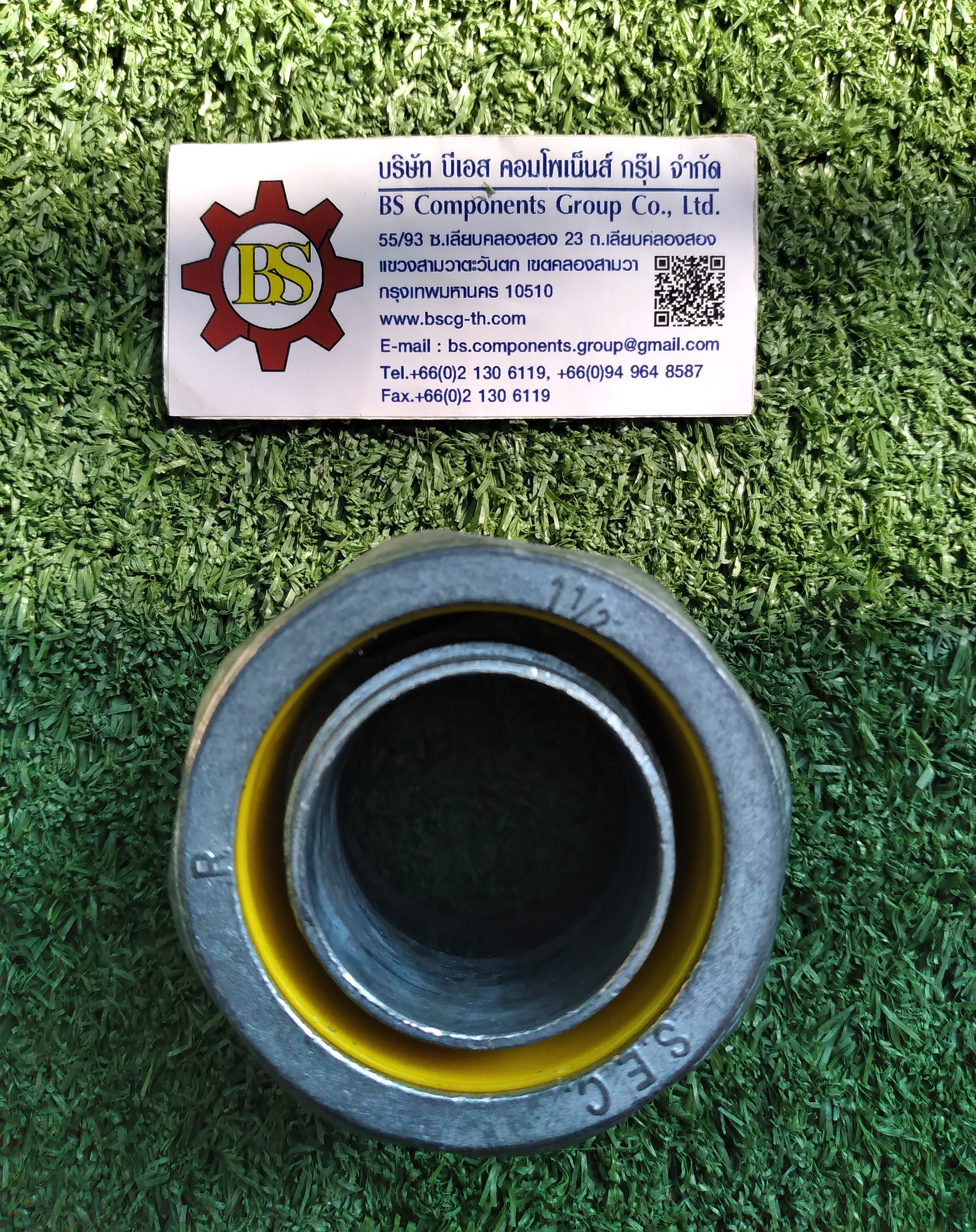 SEC : คอนเนคเตอร์ท่ออ่อนกันน้ำ สีเทา ตรง 1.1/2"