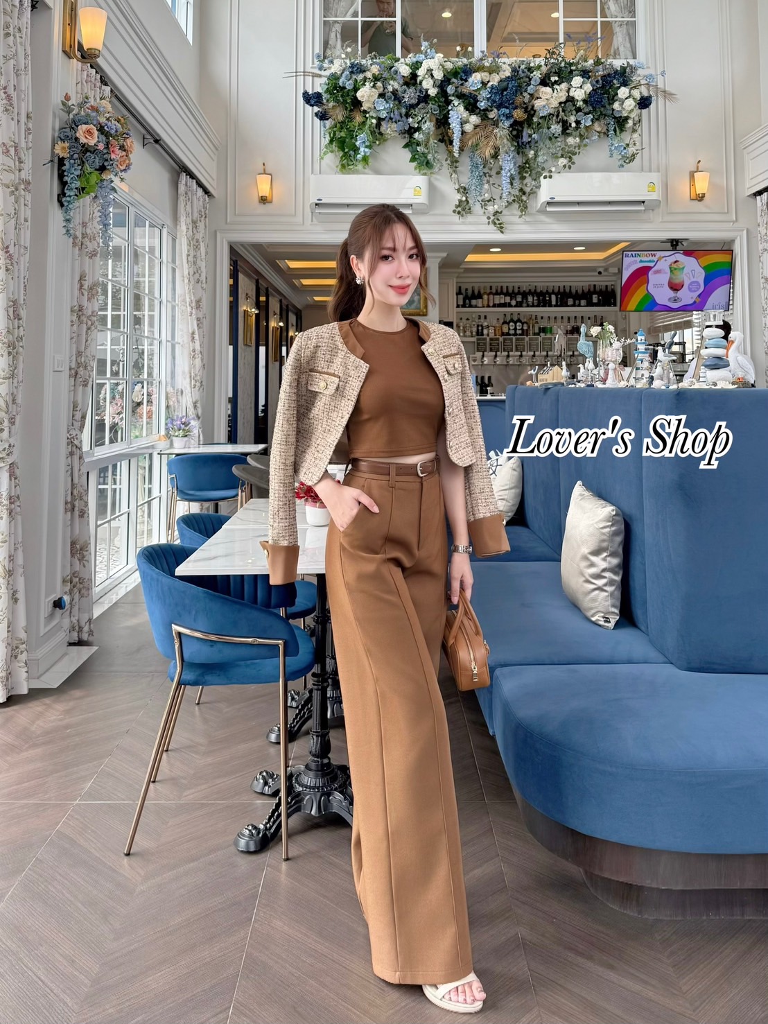 Teg : Lover’s Shop Detail : รุ่นขายดี สีใหม่เข้าเพิ่มแล้วค้า Set 4ชิ้น (เสื้อคลุม+เสื้อแขนกุด+กางเกง+เข็มขัด) คุ้มสุดๆค้าาา ดีเทลเสื้อแขนยาวเนื้อผ้าทวิตทอลายในตัว มาพร้ามเสื้อกล้ามสีขาวผ้ายืดตามตัว แม็ทกับกางเกงขายาวทรงเอวสูงเนื้อผ้าสูทอัดกาว มีซับใน เนื้