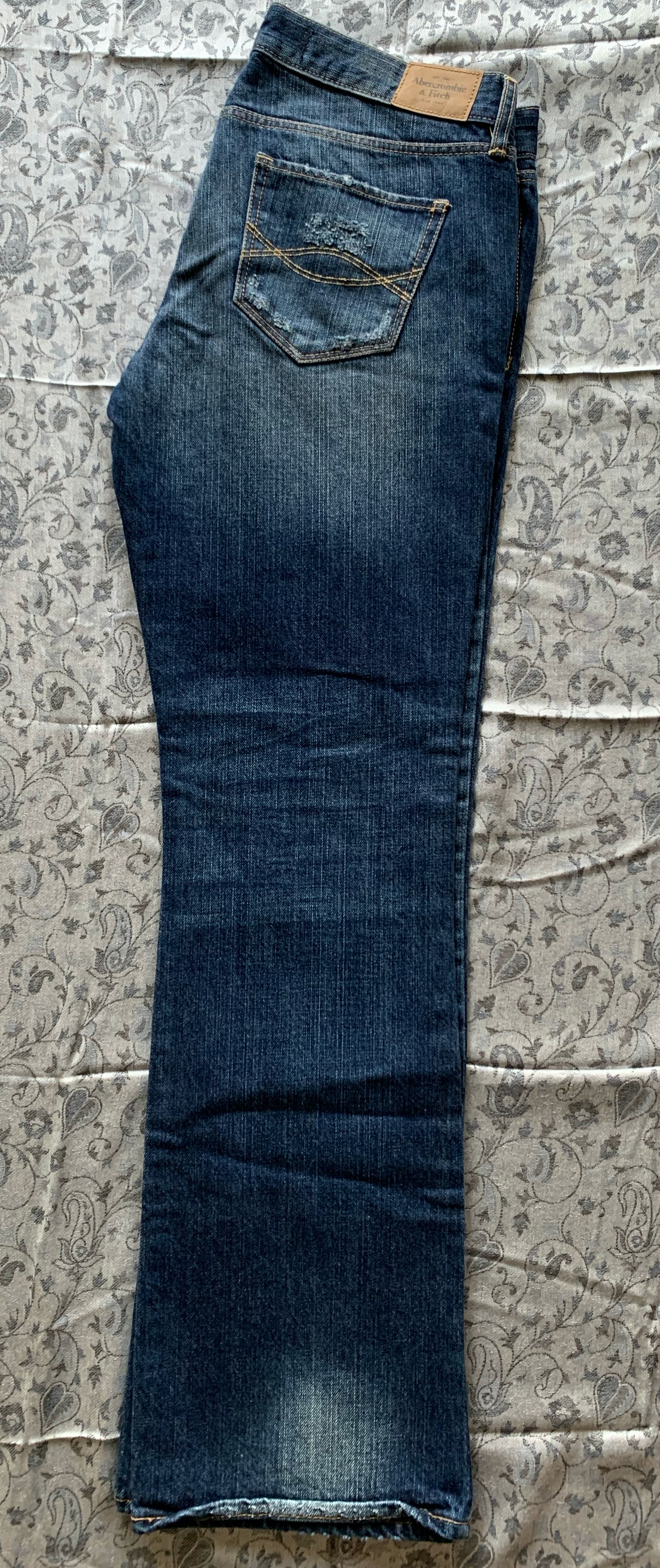 กางเกงยีนส์มือสอง Abercrombie&Fitch