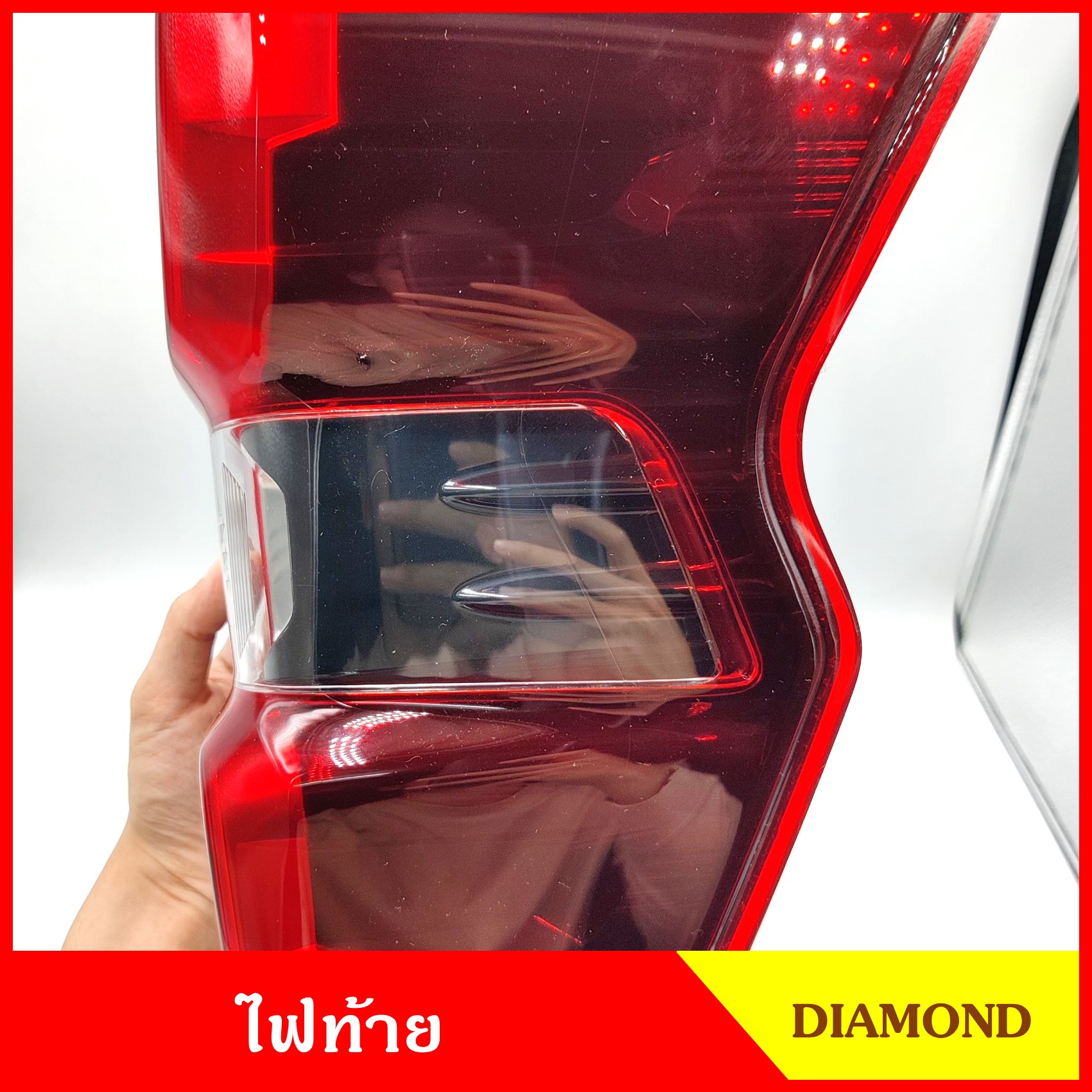 DIAMOND ไฟท้าย เสื้อไฟท้าย ISUZU D-MAX 2019 2020 2021 (ซ้าย หรือ ขวา) อีซูซุ ดีแมก แบบหลอดธรรมดา เบ้าดำ ข้างละ