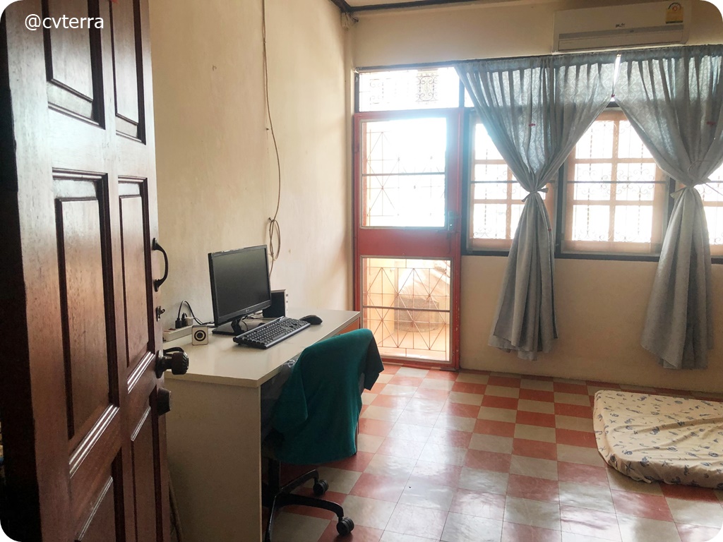 ขายทาวน์เฮ้าส์ 2 ชั้น ปทุมทิพย์ รถไฟฟ้า บางซ่อน 800 เมตร ซ.กรุงเทพ นนท์ 17 ขนาด 22 ตร.ว