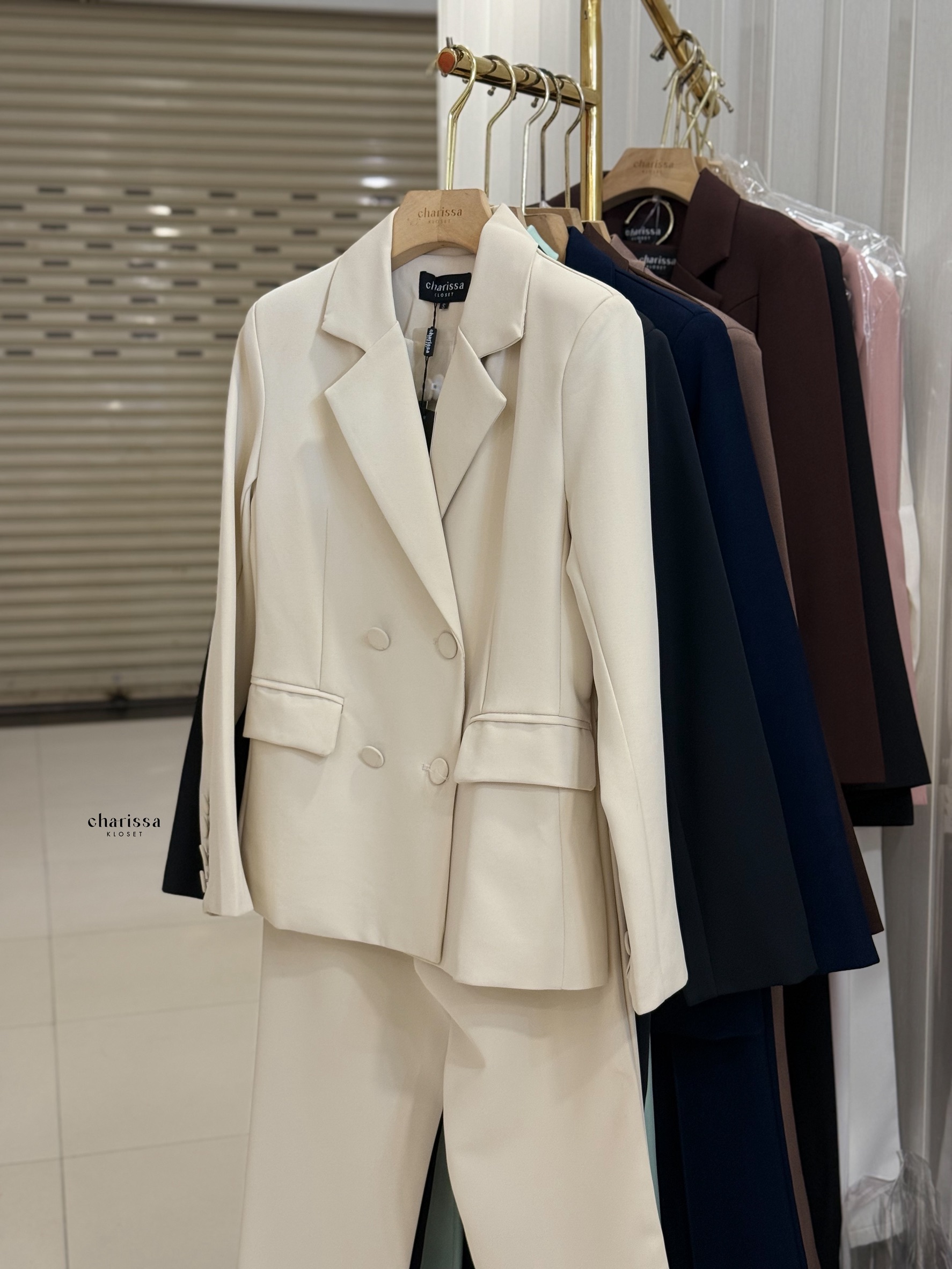 Setsuit ทรงสวยมาก ผ้าดี ใส่สบายสุดดด