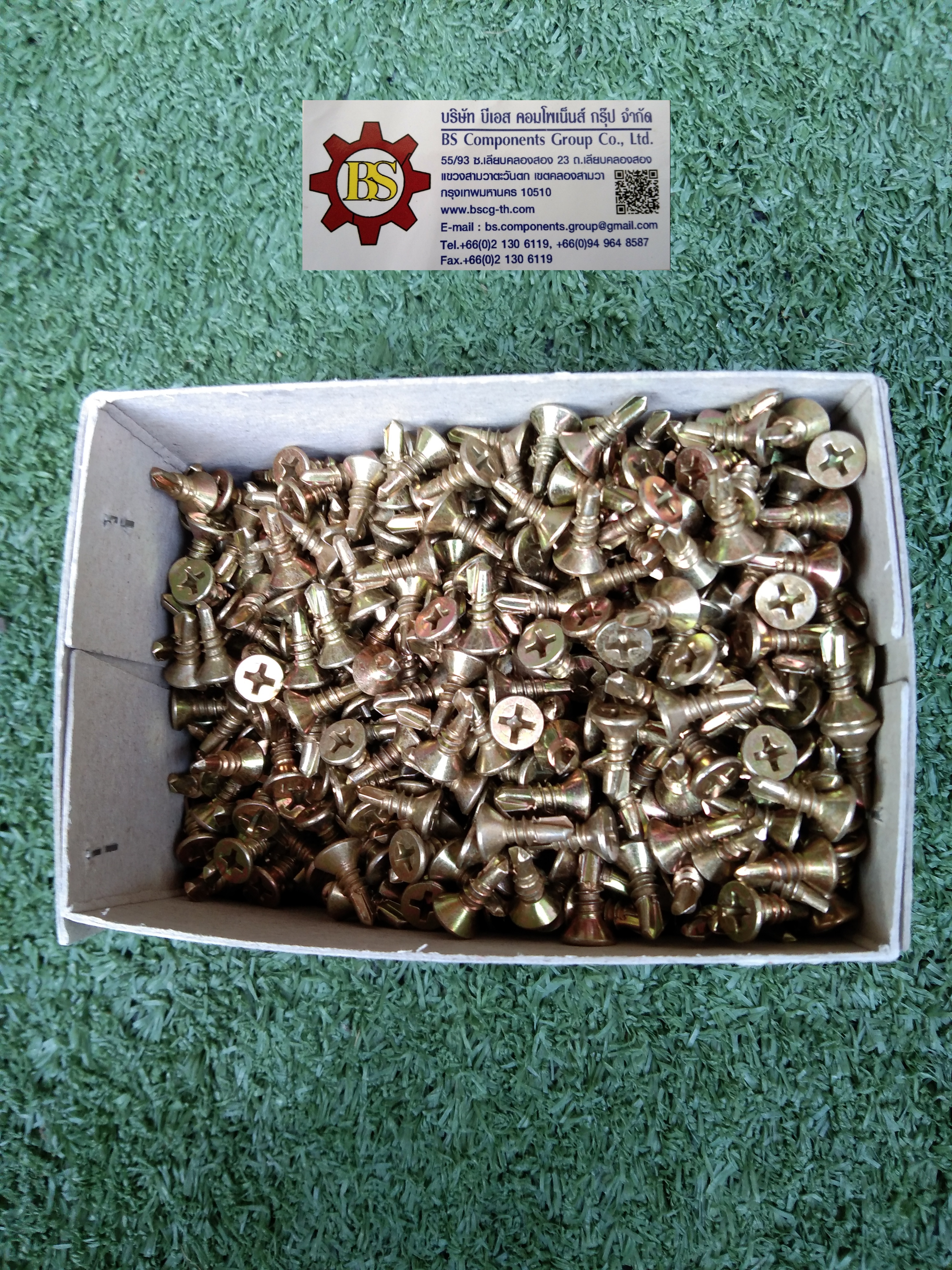 สกรูปลายสว่าน หัวเตเปอร์(FSD) 8x1/2" (1,000 ตัว/กล่อง)