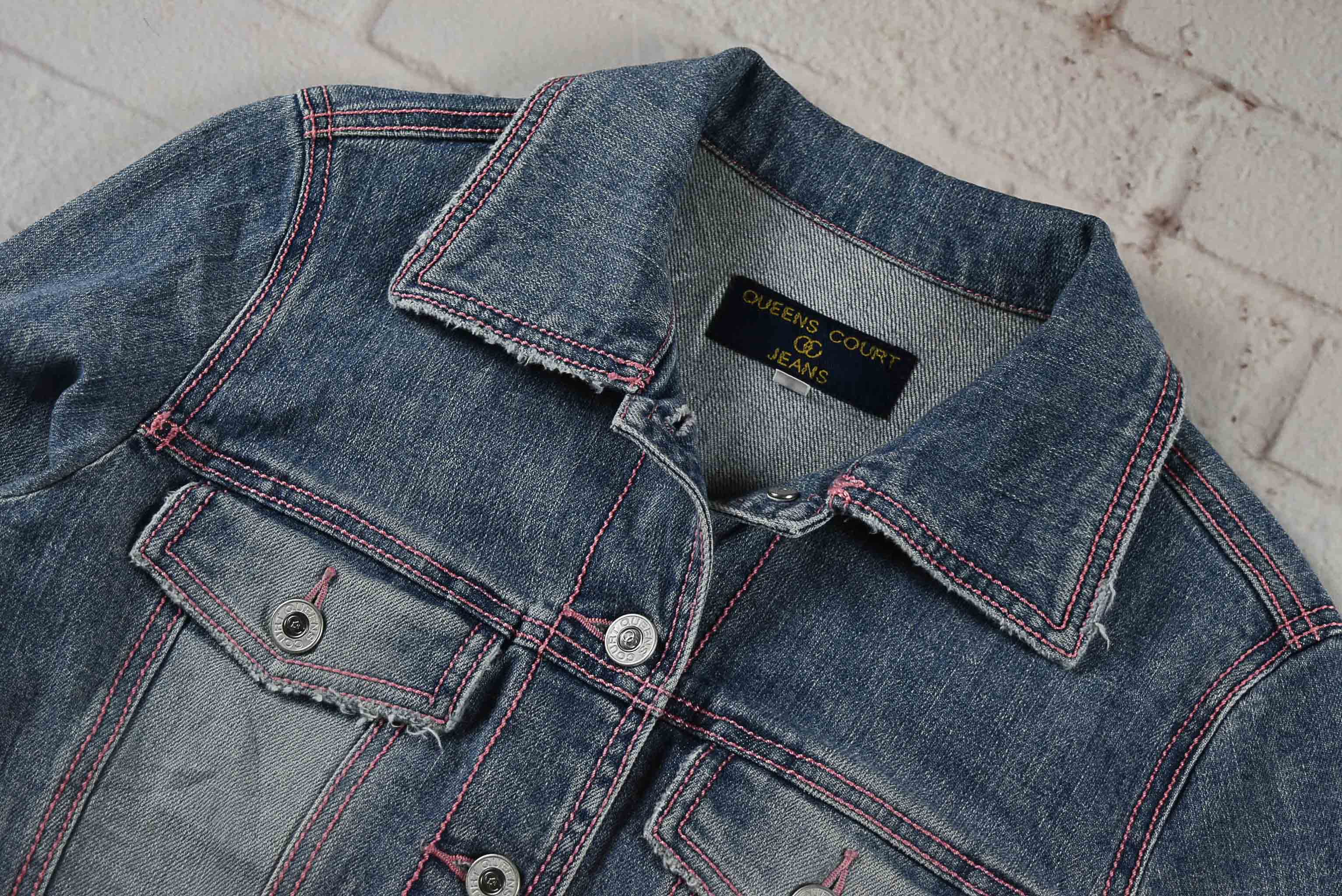 OUEENS COURT อกจริง 33 ไซส์ 150 เสื้อแจ็คเก็ตยีนส์ แขนยาว เด็กชายหญิง สีฟอก ตะเข็บสีชมพู ทรงน่ารัก ใส่คลุมกันแดด