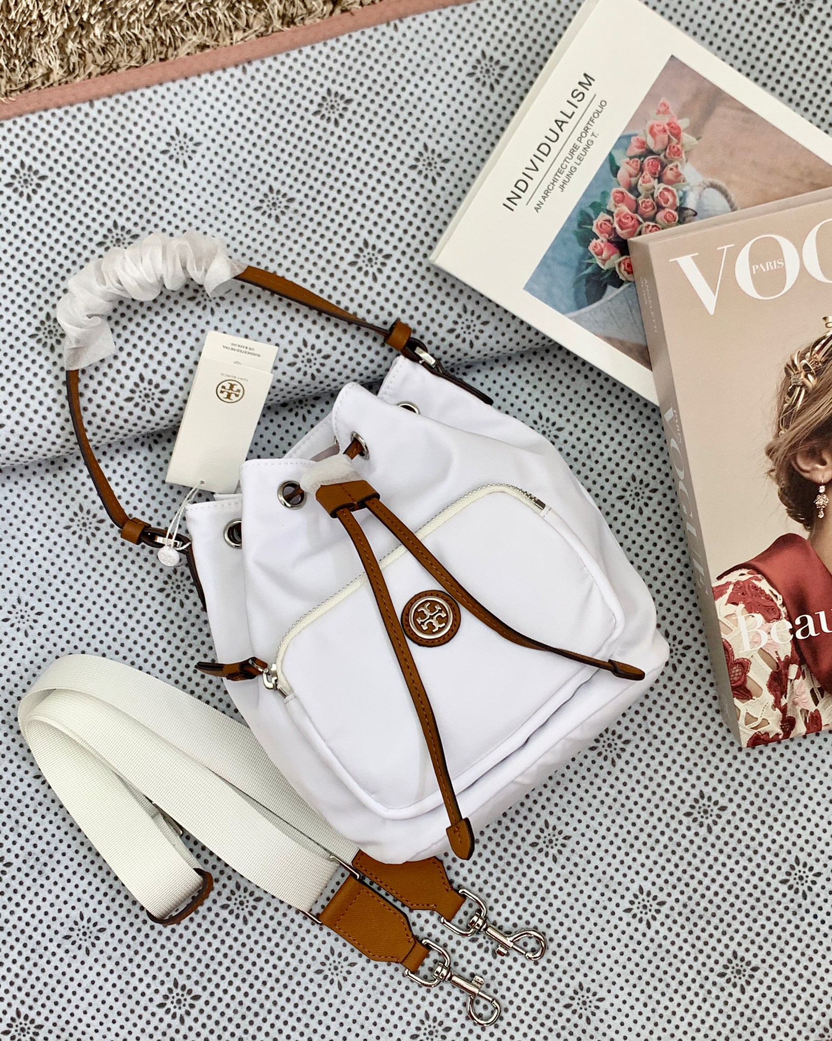 กระเป๋าสะพายไฮโซแบรนด์เนมทอรี่เบิร์ชทรงบัคเก็ตขนมจีบ TORY BURCH VIRGINA BUCKET BAG(134652)