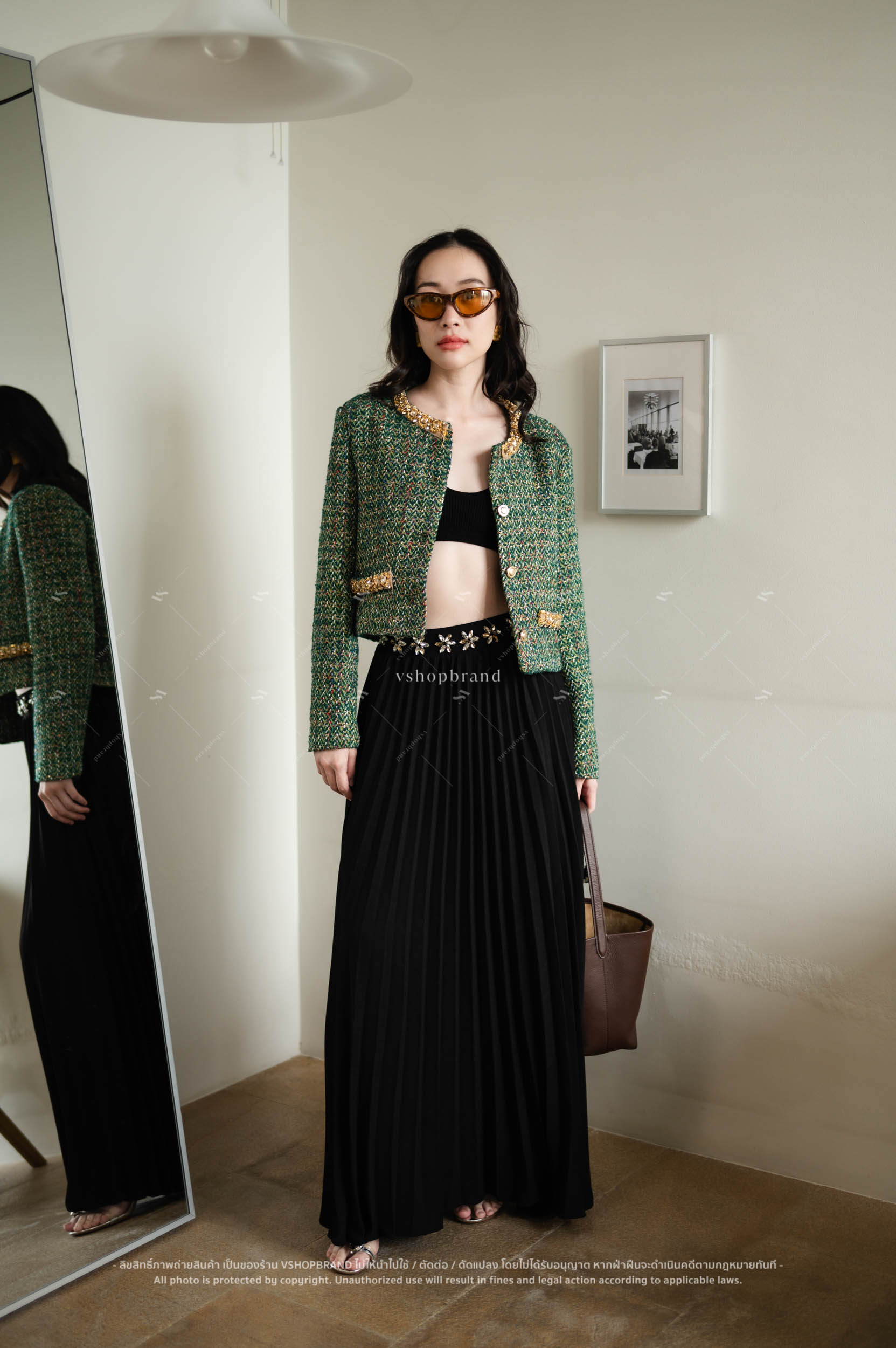 เสื้อคลุมทวิต แต่งเพชรคอ กระเป๋า #vshopbrand #vshop #fashion #outfitoftheday #fashioninspo #newTop #koreatop #เสื้อไหมพรม #เสื้อแขนกุด #koreastyle #cuteshirt #colortshirt #เสื้อคลุม