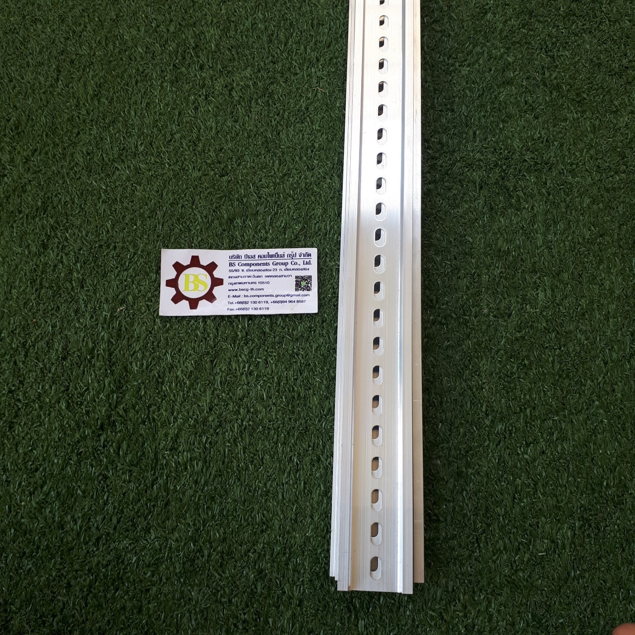 BIG ONE : Aluminum mounting rails, 1M