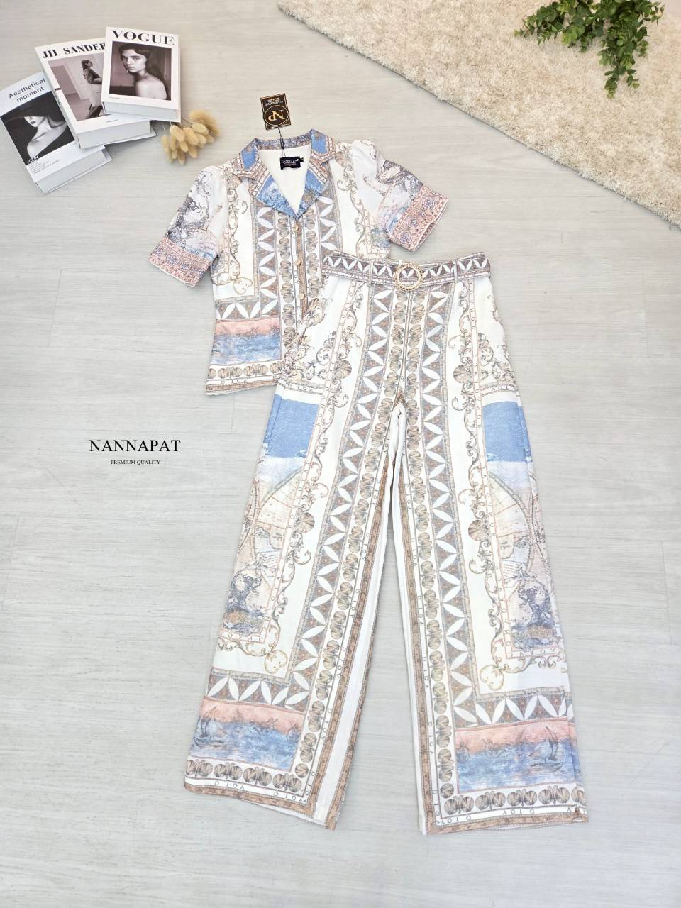 ชุดเซท ป้าย NANNAPAT (NP) 🎗️ CONCEPT ::เสื้อ+กางเกง งานพิมพ์ลายกราฟฟิกสวย