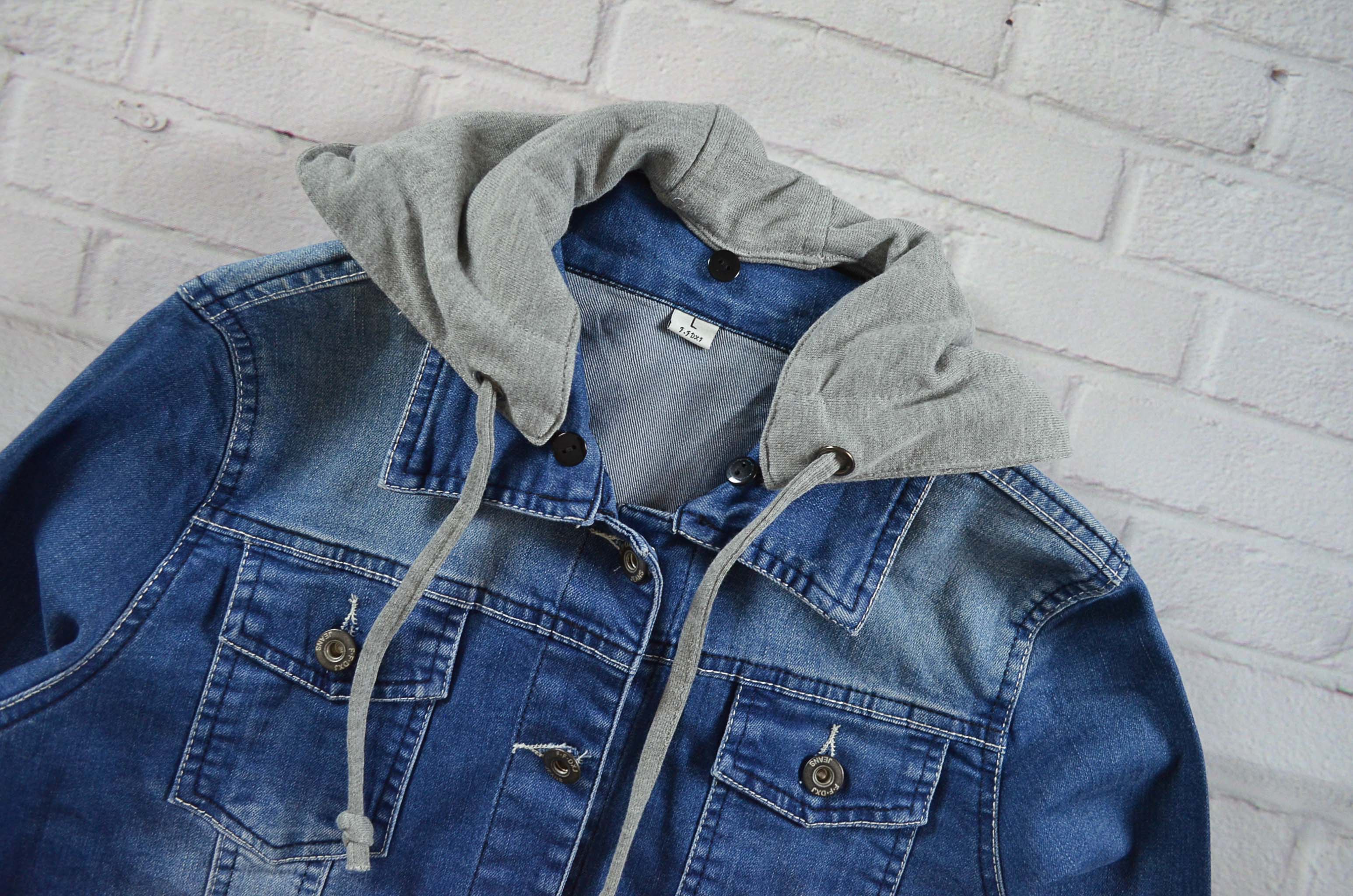 JEANS อกจริง36' (S) เสื้อแจ็คเก็ตยีนส์ เสื้อยีนส์แขนยาวหญิงชาย เนื้อผ้านุ่มใส่สบาย ผ้ายืด มีฮูดไว้กันแดด ทรงน่ารัก