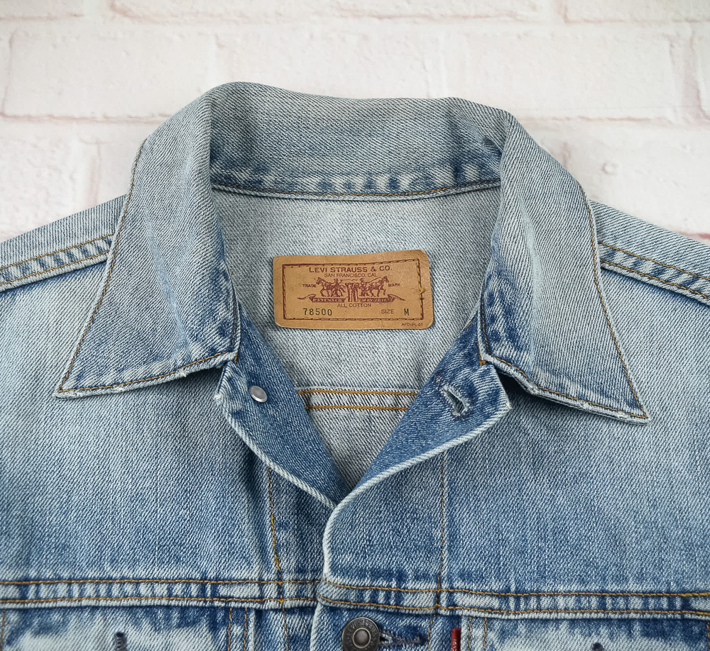 ลีวายแท้ รอบอก 36 เสื้อแจ็คเก็ตยีนส์ ผู้หญิง สียีนส์ เสื้อแขนยาว เนื้อผ้าดี