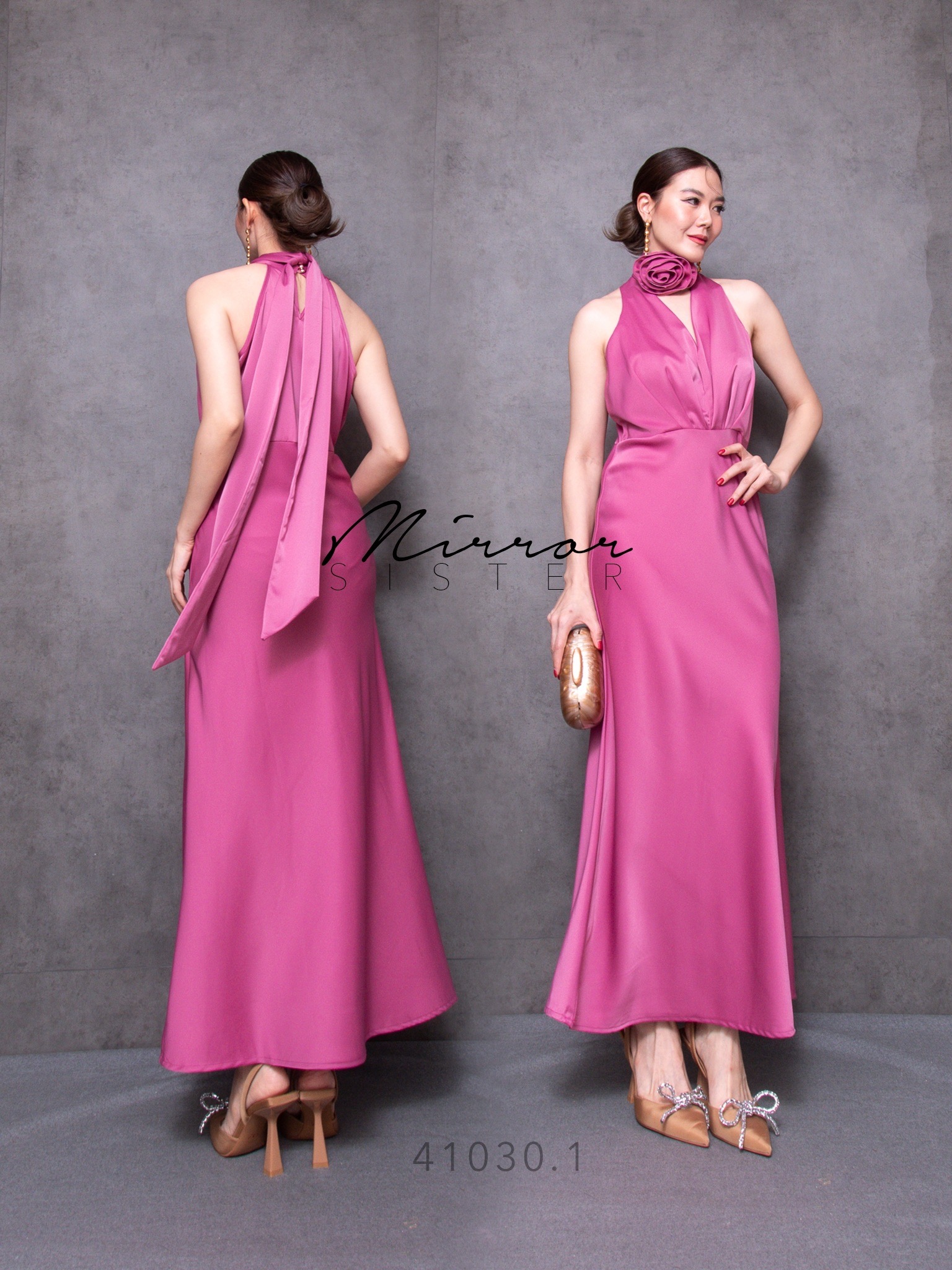 MiRRoRSiSTER's LaBaRiS DReSS•• เดรสแขนกุดทรงสวยหรู ช่วงบนแต่งจับจีบสวยเก๋คอวี มาพร้อมสายดอกกุหลาบผูกเอวหรือผูกคอได้ตามสไตล์ ช่วงล่างกระโปรงทรงAสวยมาก เนื้อผ้าซาตินดีงามสวยหรูพรีเมี่ยม ใครใส่ก็โก้เก๋ Recommendเลยงานนี้ต้อง