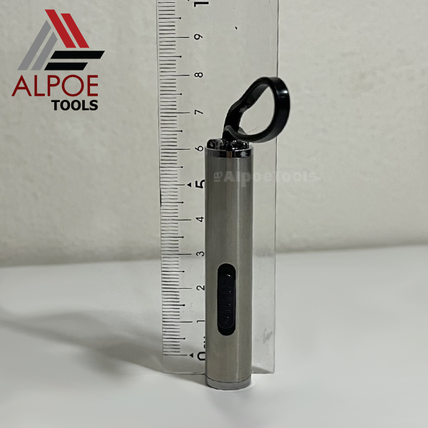 ไฟฉาย + เลเซอร์แสงสีแดง ขนาดเล็ก ถ่านนาฬิกา