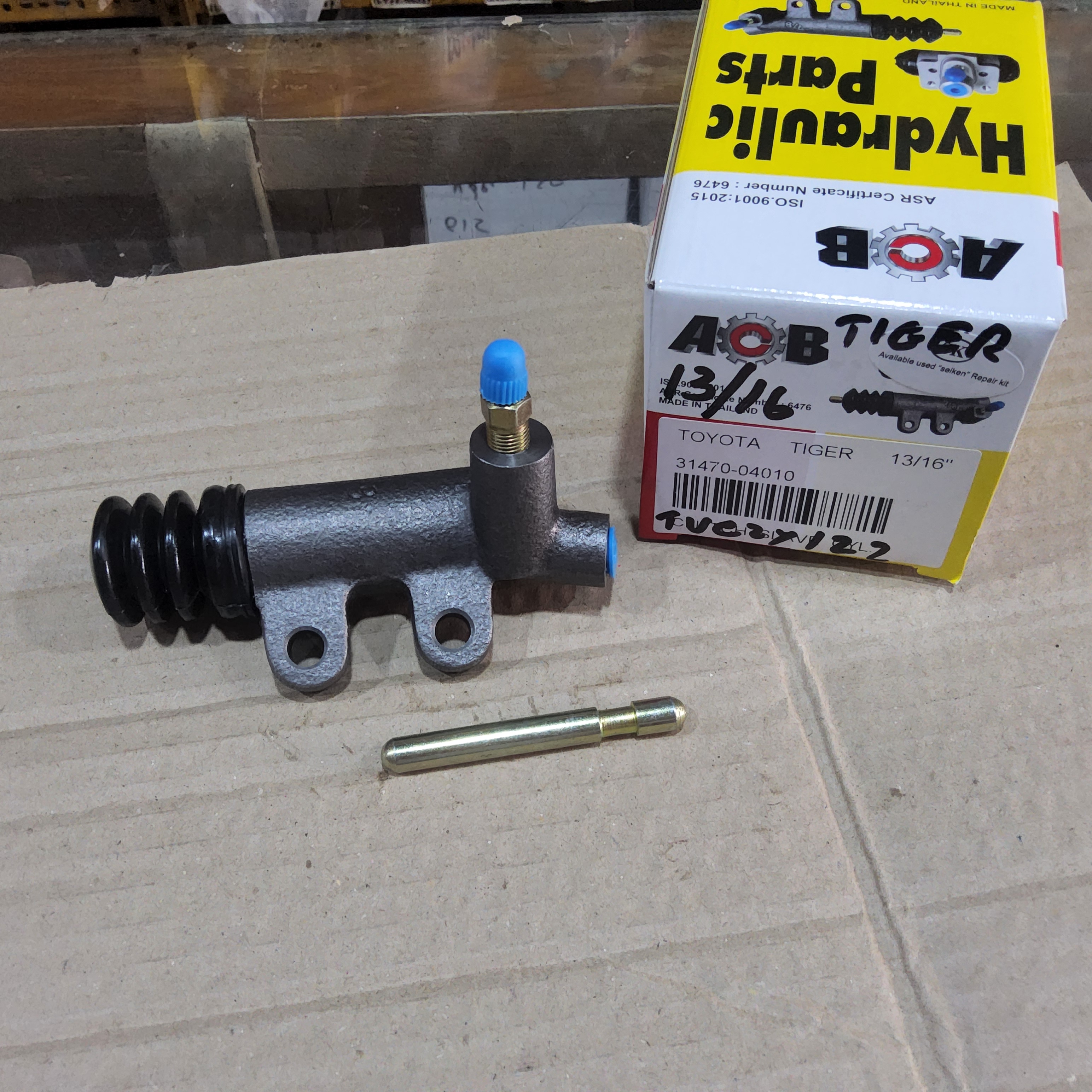 แม่ปั้นครัชล่าง TOYOTA D4D ไทเกอร์ 3/4" [ 31470 04010 ]