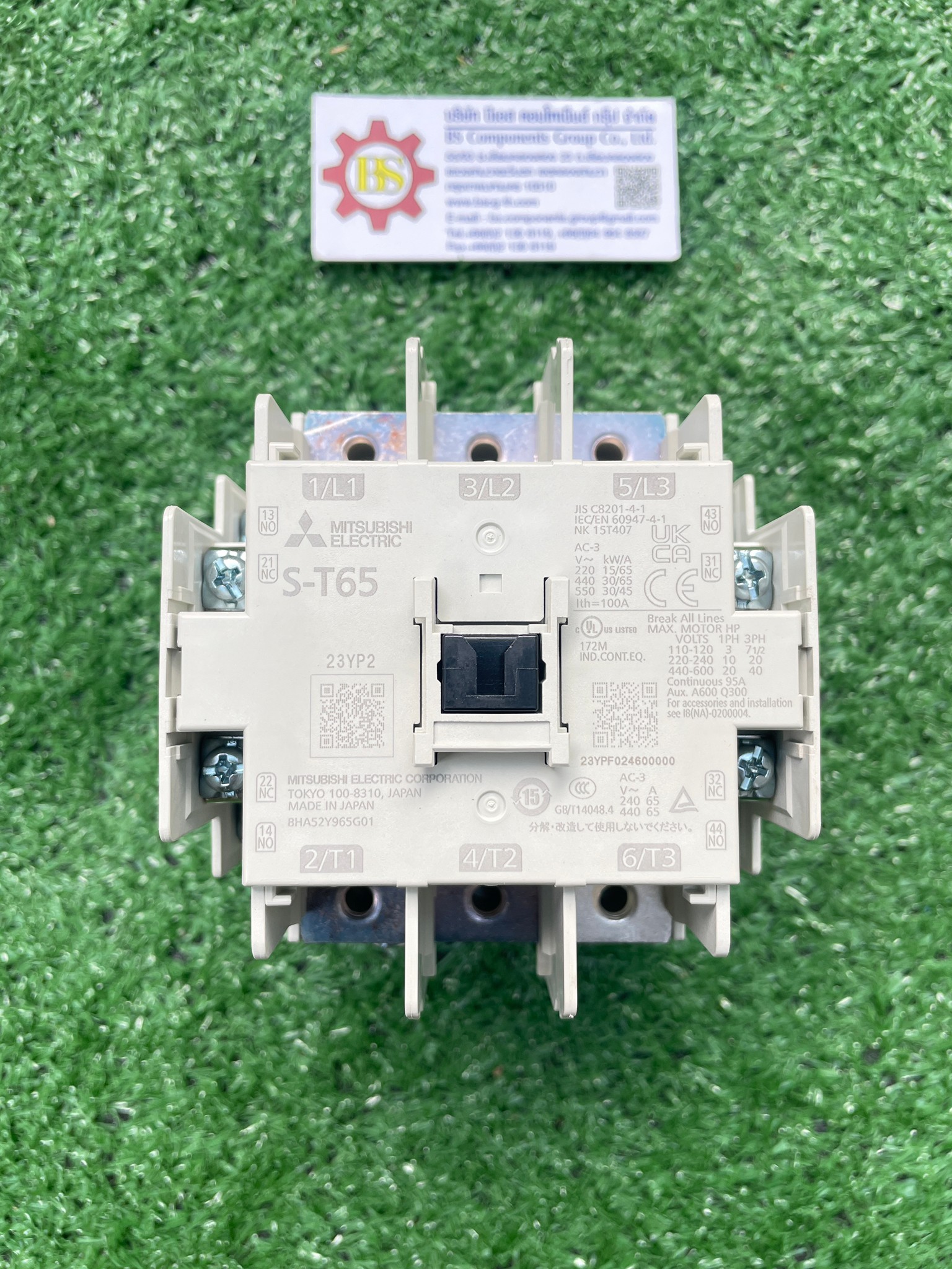 Mitsubishi : คอนแทคเตอร์ S-T65 coil220Vac
