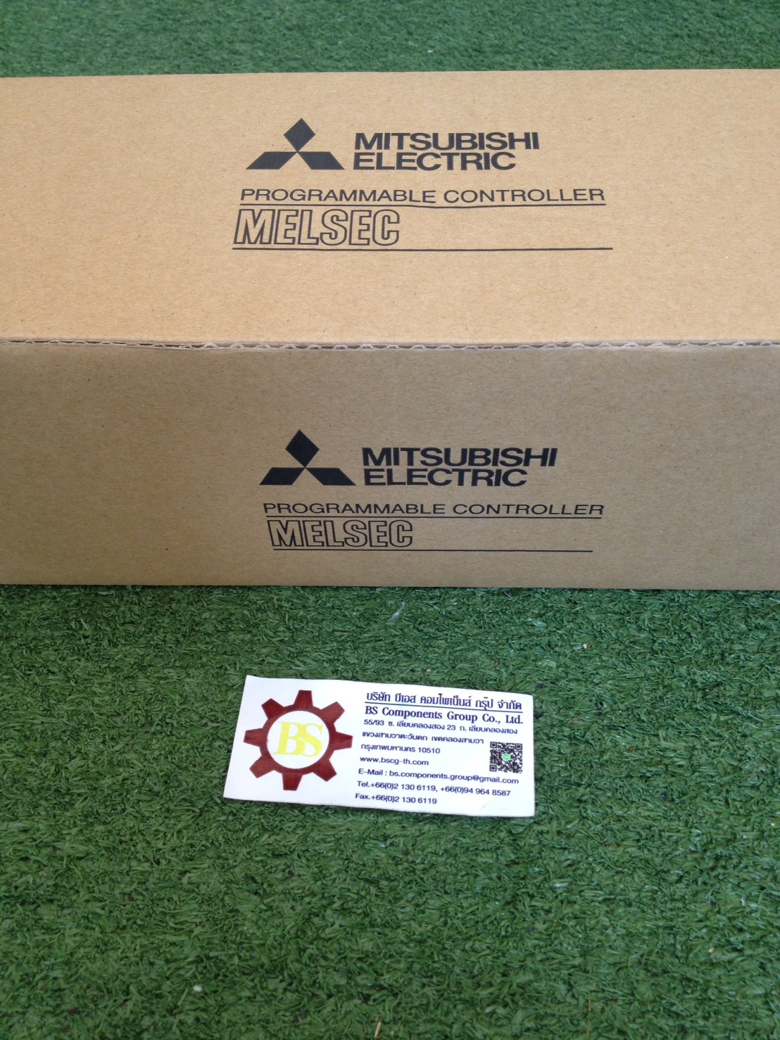 Mitsubishi : PLC FX3U-128MR-ES-A CPU64K 64DI/64DO (Relay) Supply 220V