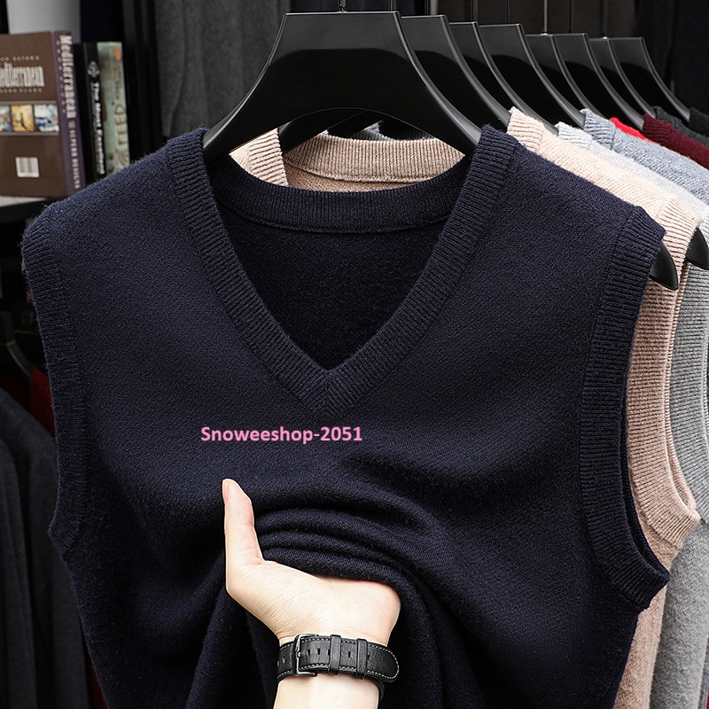 หนาวนี้…ต้องมี เสื้อกั๊กไหมพรม ใส่แล้วดูอบอุ่นทั้งกายและหัวใจ มีตั้งแต่ไซส์ M-4XL สีเยอะถึง 8 สี เลือกได้ตามสไตล์ ใส่เที่ยวเมืองหนาวก็รอด ใส่ถ่ายรูปก็ดูแพง