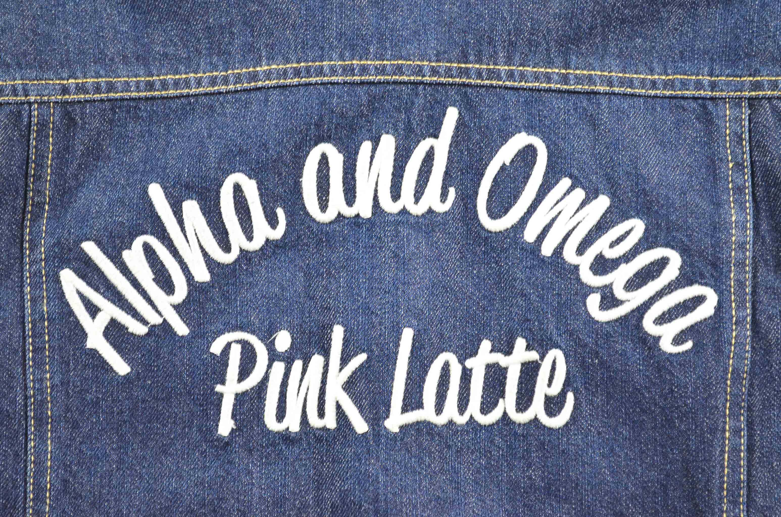 Latte อกจริง37' (M) เสื้อแจ็คเก็ตยีนส์ เสื้อยีนส์แขนยาวหญิงชาย สีเข้ม เนื้อผ้าดีไม่หนา ใส่สบายมีเป๋าข้างเป๋าใน ปักข้างหลัง