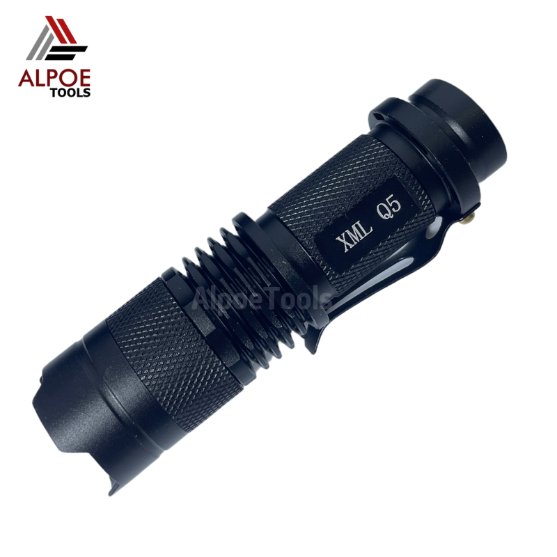 ไฟฉายแรงสูง หลอด Q5 พร้อมอุปกรณ์ชาร์จ รุ่น JX-SK68