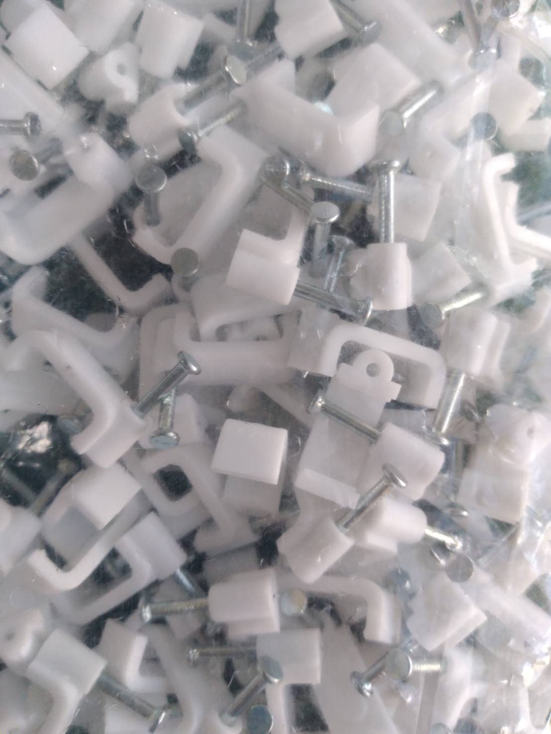 SHINOHAWA : กิ๊ฟตีสายเหลี่ยมเบอร์ 14 สีขาว 100ชิ้น/ถุง