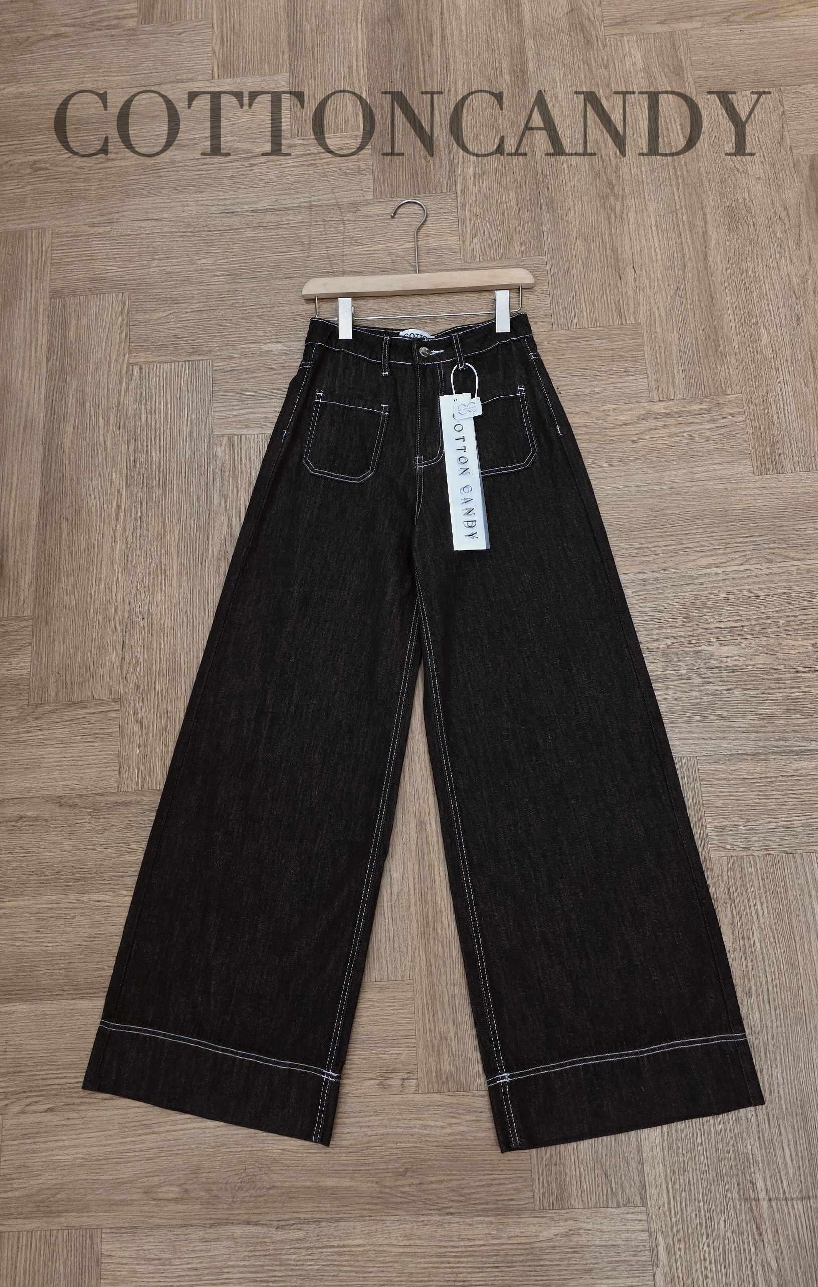 Tag# cottoncandy 🇰🇷100% ยีนส์ขากระบอกใหญ่ทรงสวยมากๆ รุ่นนี้ผ้ายีนส์เกรดพรีเมี่ยมสีมิดไนท์ ผ้าสวยใส่สบายมากๆ ดีเทลตะเข็บคู่สวยไม่ซ้ำใคร รุ่นนี้งานดีเกรดส่งออก บอกเลยใส่สวยจึ้งแน่นอนคร่าาา