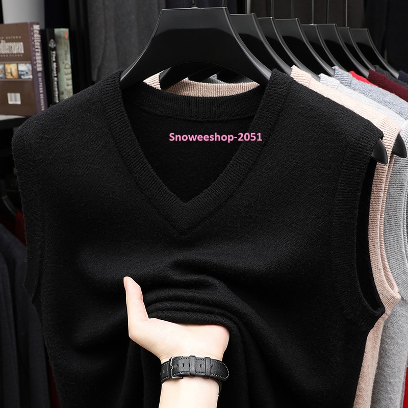 หนาวนี้…ต้องมี เสื้อกั๊กไหมพรม ใส่แล้วดูอบอุ่นทั้งกายและหัวใจ มีตั้งแต่ไซส์ M-4XL สีเยอะถึง 8 สี เลือกได้ตามสไตล์ ใส่เที่ยวเมืองหนาวก็รอด ใส่ถ่ายรูปก็ดูแพง