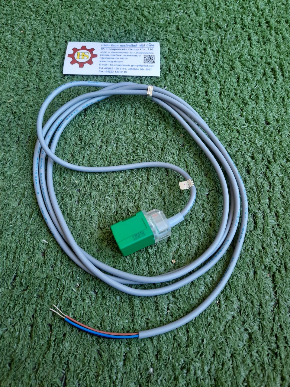 FOTEK : Proximity Sensor PL-05P , Sen Dist. 5.0 mm, PNP, NO, 10-30VDC, 3wires