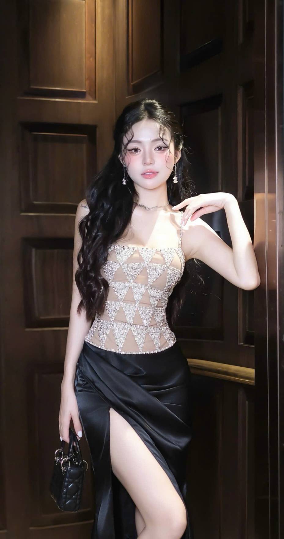 ชุดเดรส 🇻🇳งานเวียดนามแท้ คุณภาพพรีเมี่ยม จองด่วนนน!! จำนวนจำกัด 🔥 งานถ่ายจริงตรงตามที่ลูกค้าจะได้รับ งานจึ้ง ทำถึง คัตติ้งเป๊ะ